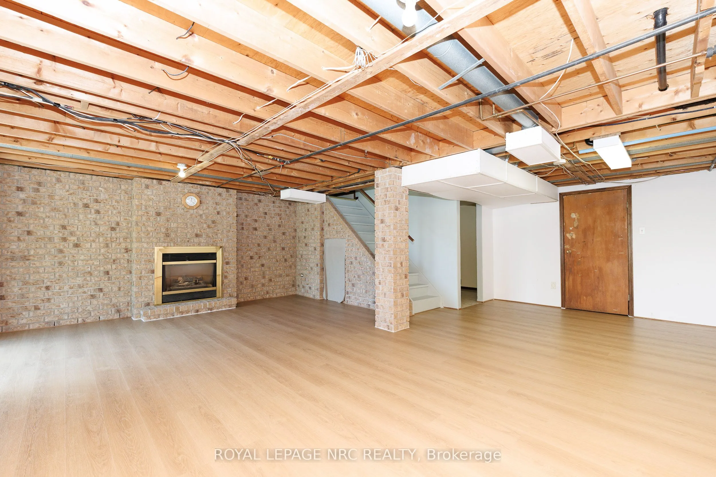 105 Hillview Road
