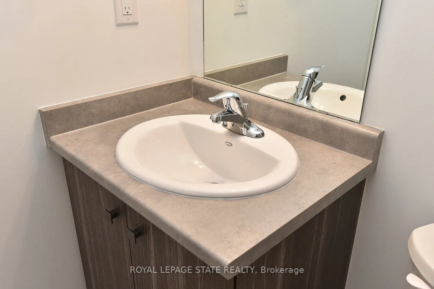 19 Radison Lane #27