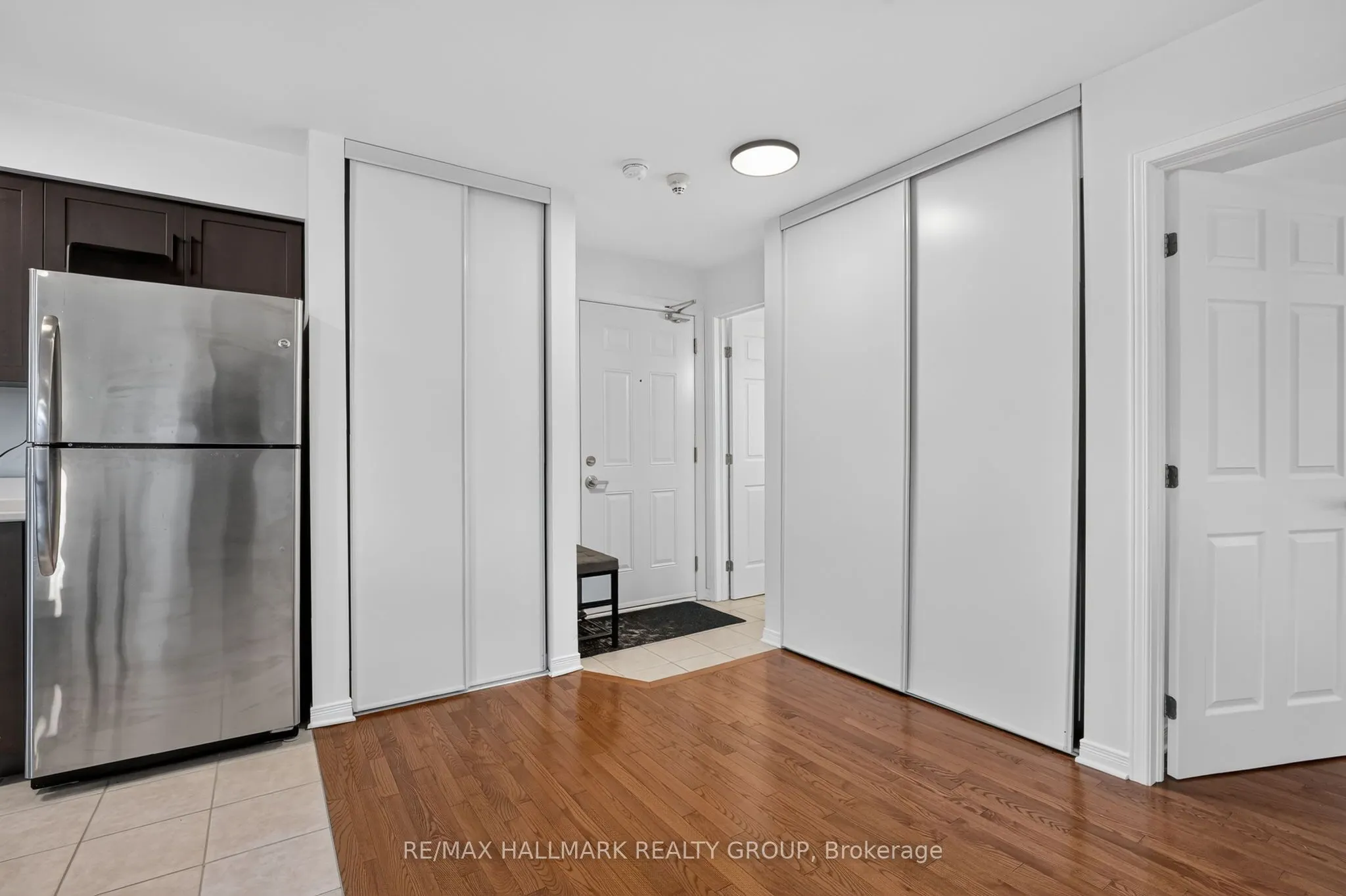 646 Cummings Avenue #304