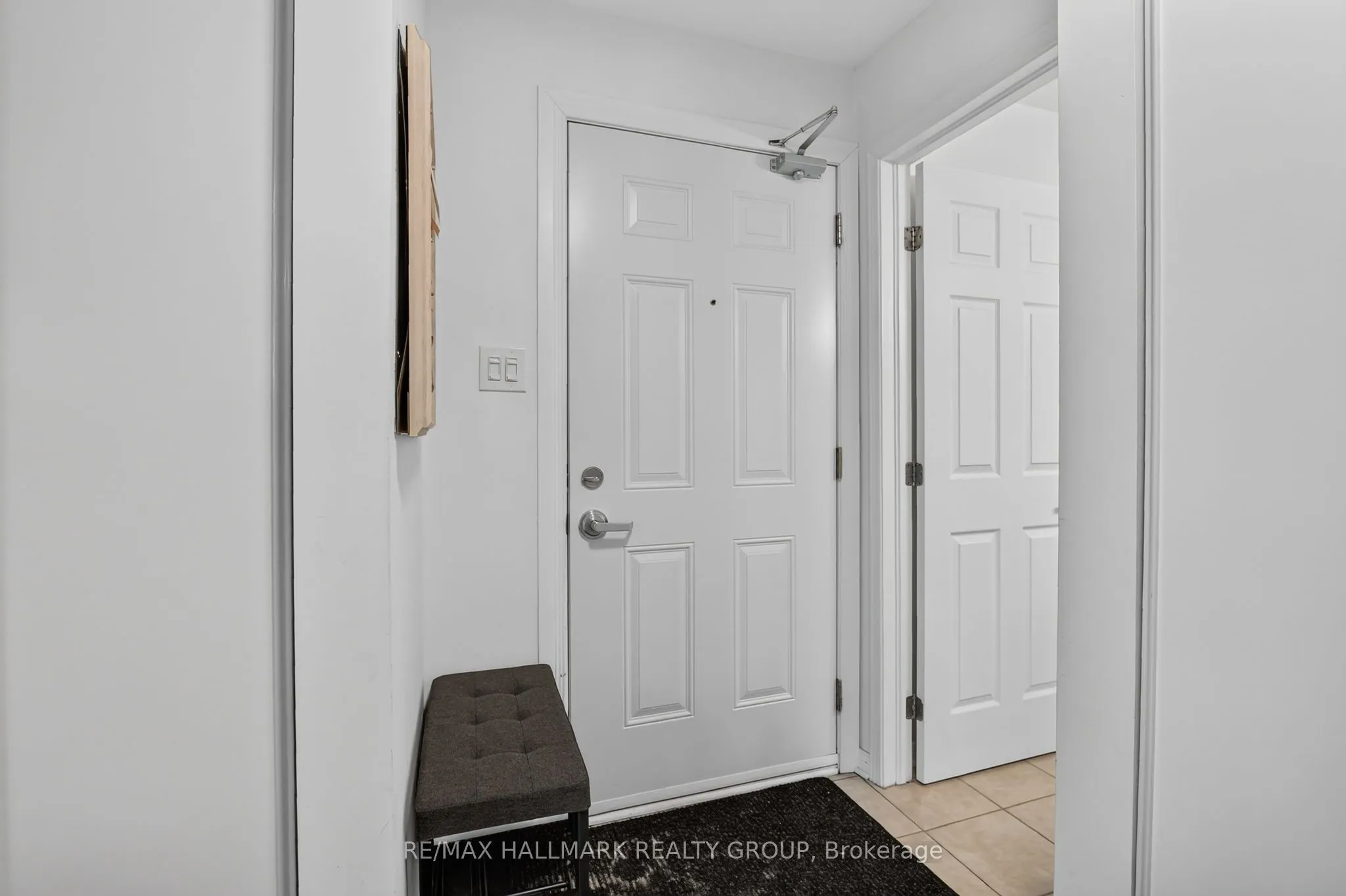646 Cummings Avenue #304