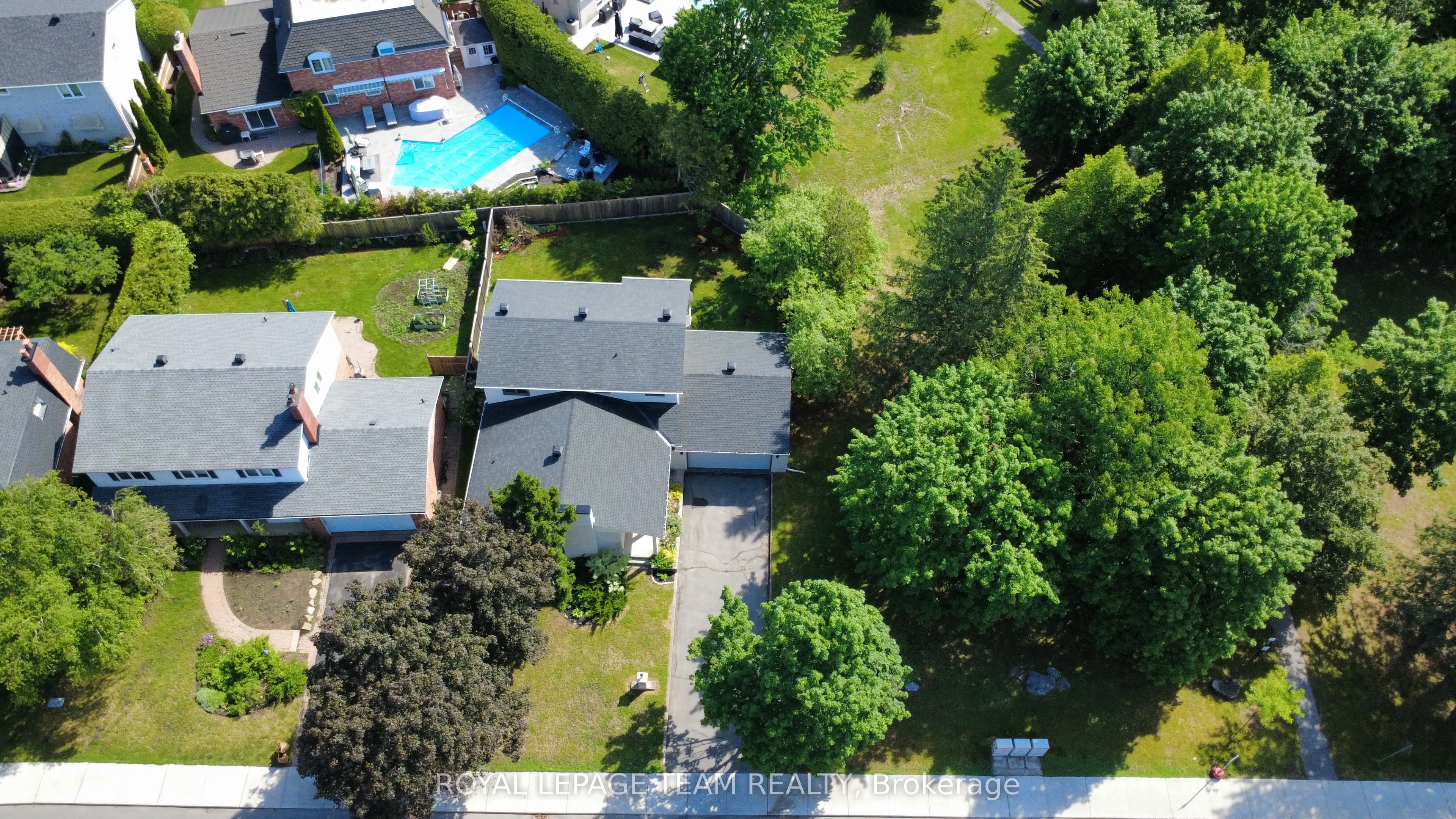 61 Amberwood Crescent