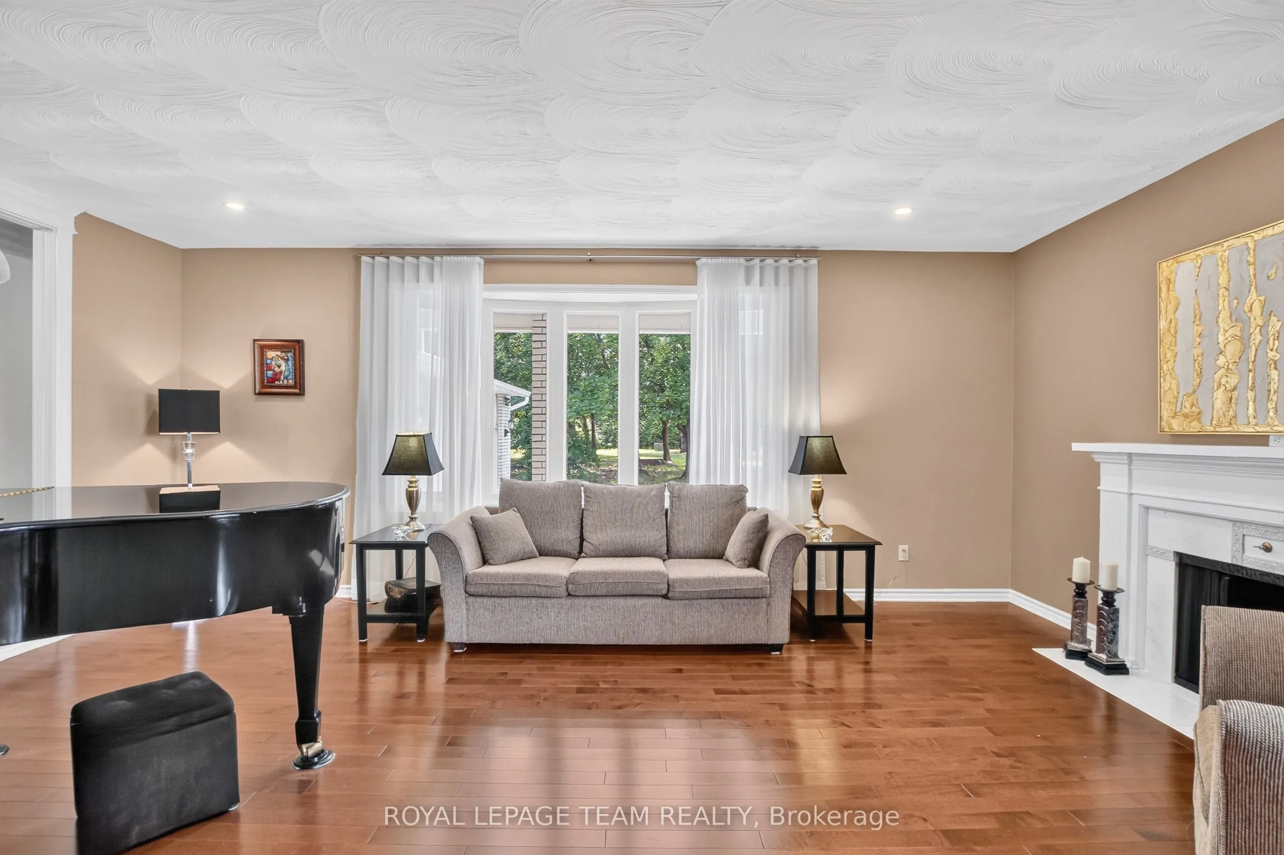 61 Amberwood Crescent