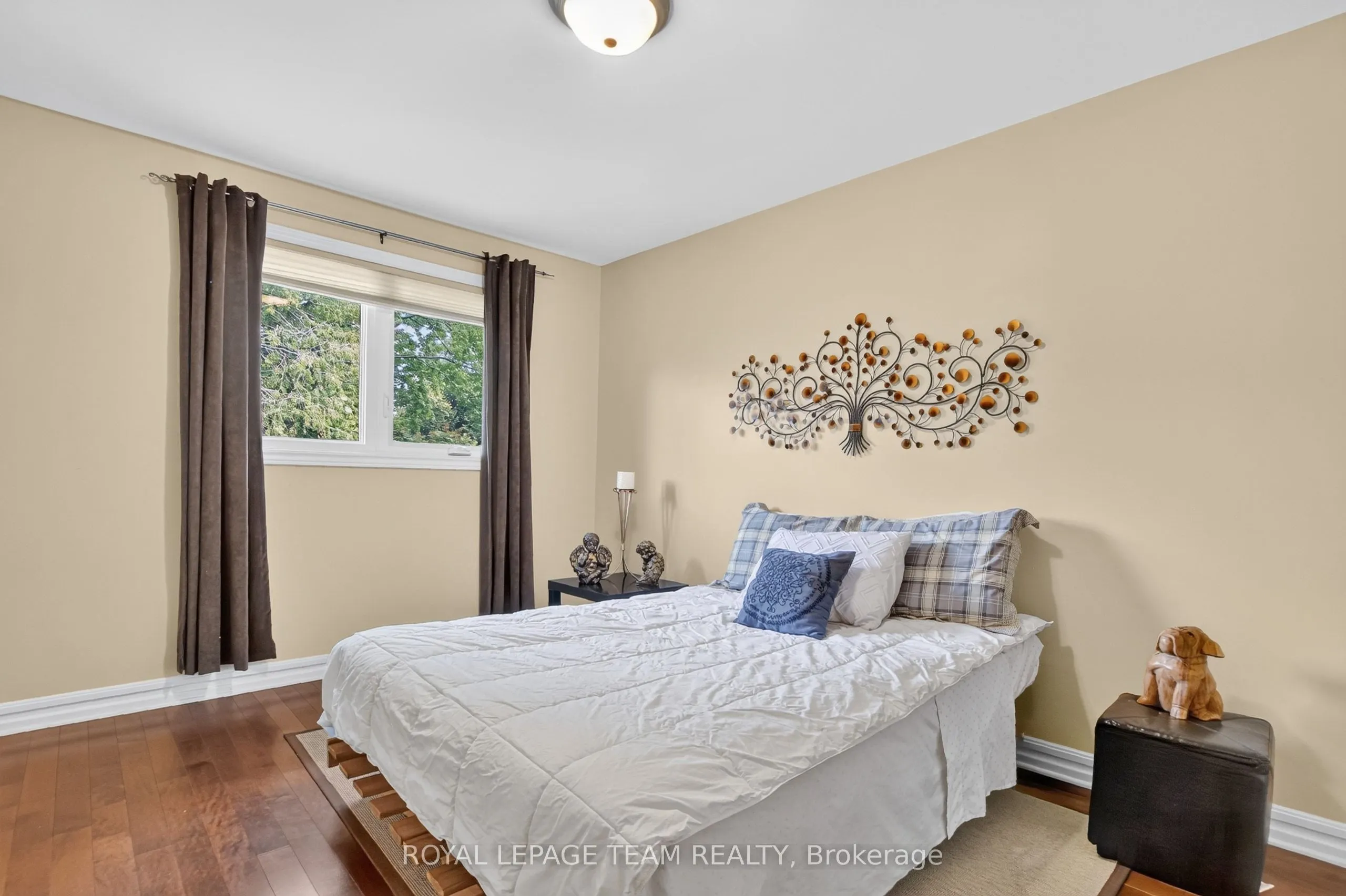 61 Amberwood Crescent