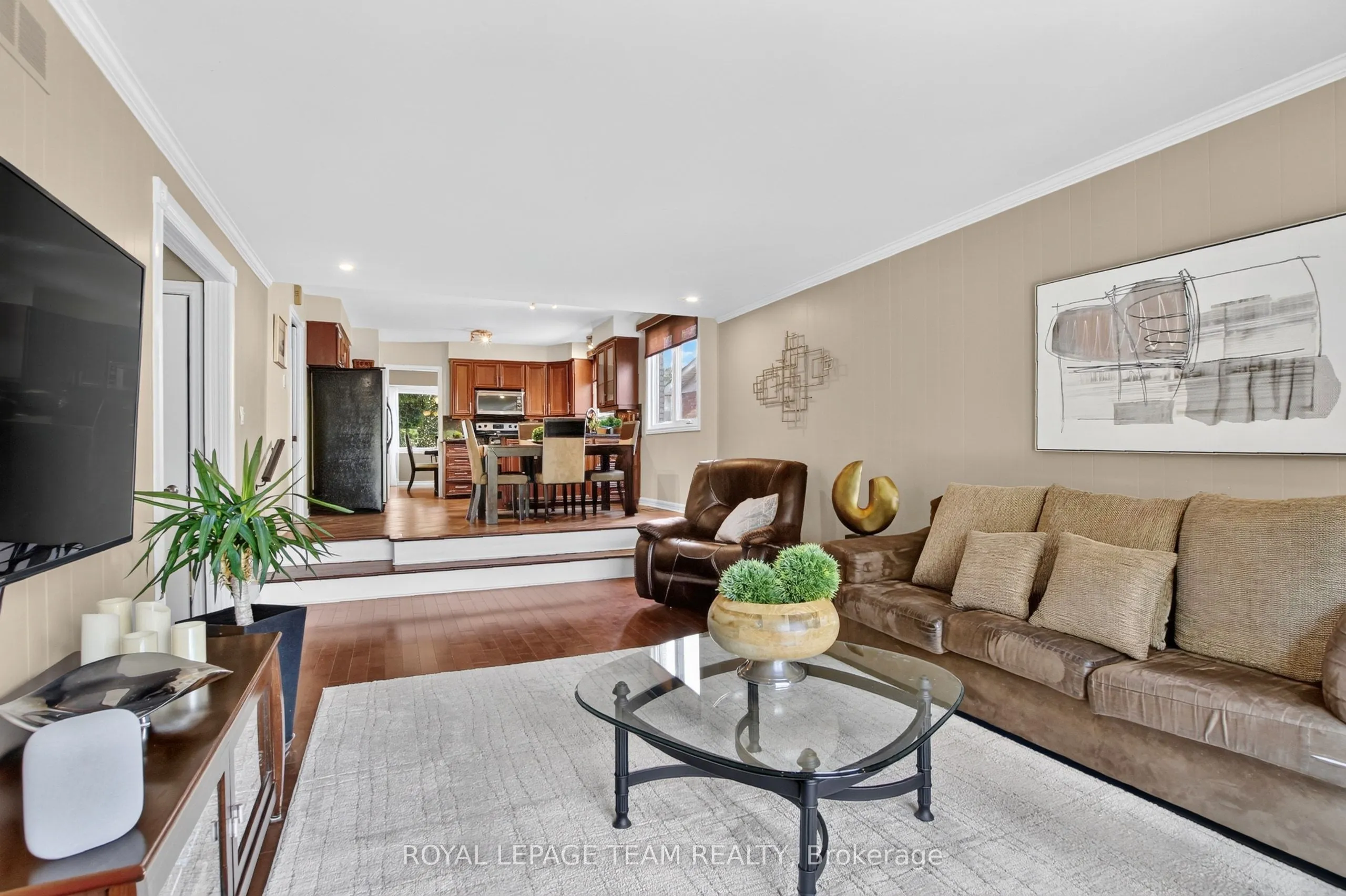 61 Amberwood Crescent