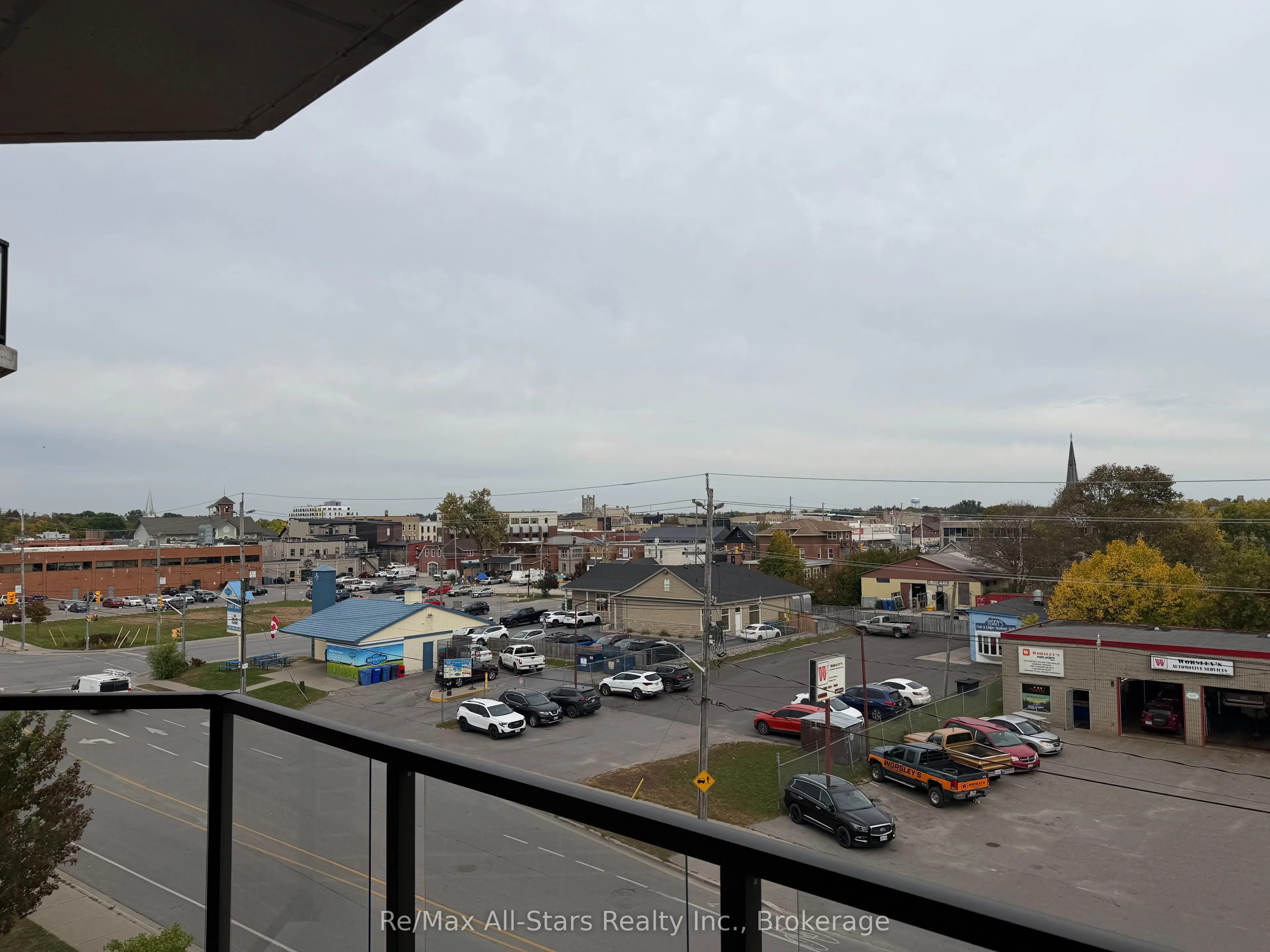 58 Glenelg Street #404