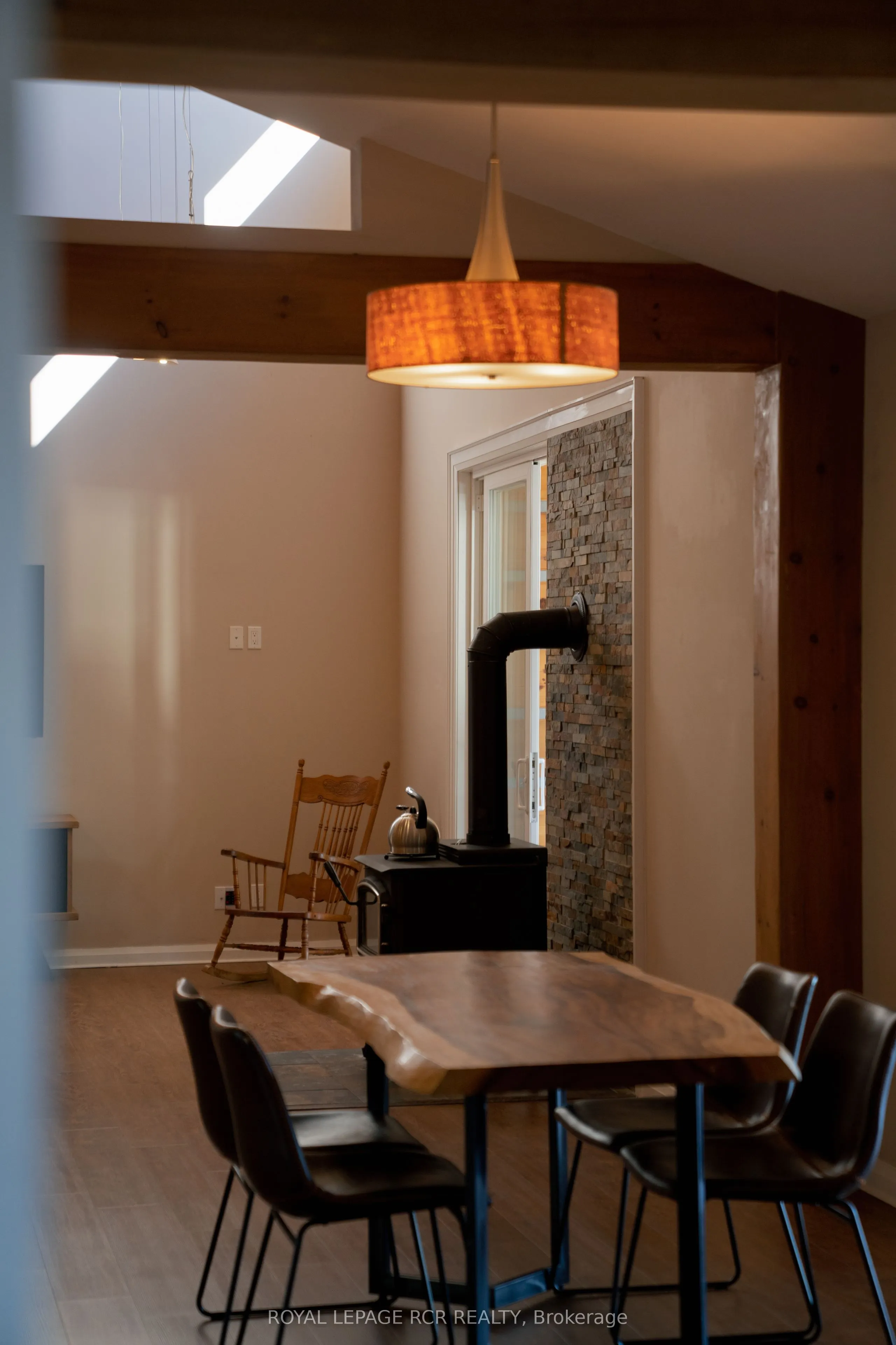 9121 Erin-Garafraxa Townline