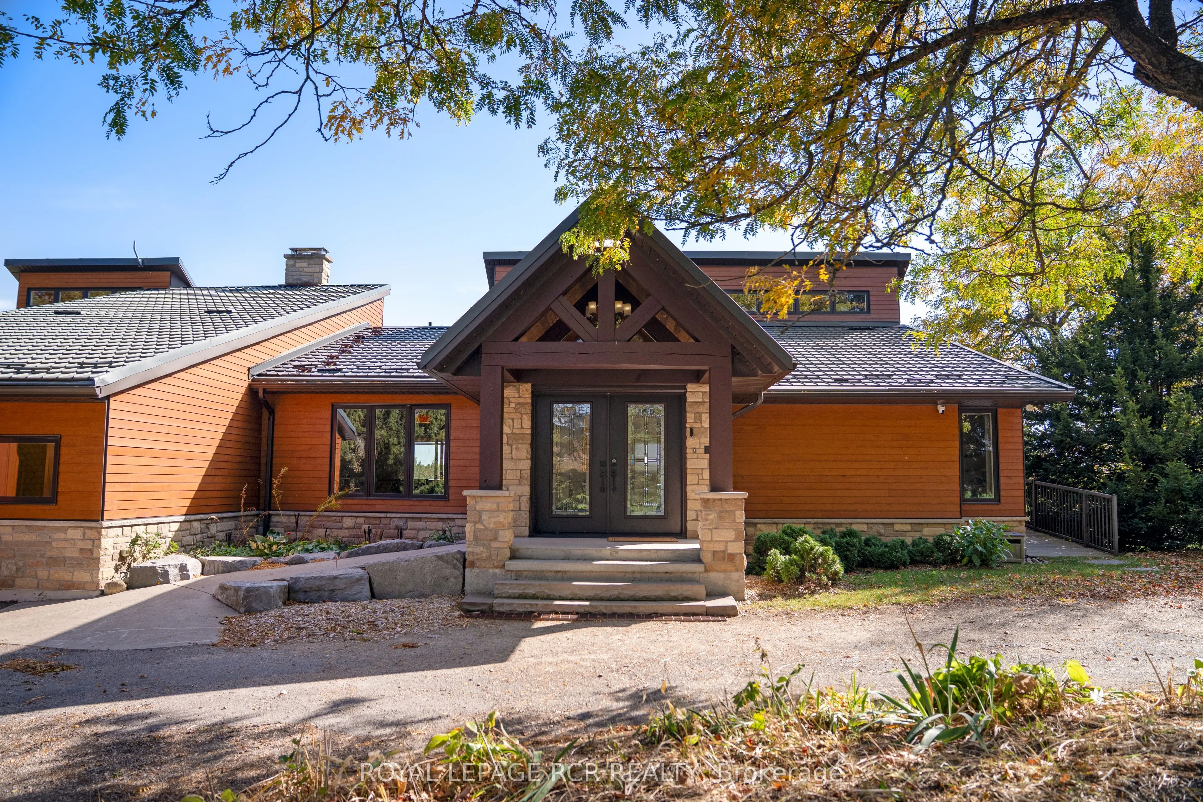 9121 Erin-Garafraxa Townline