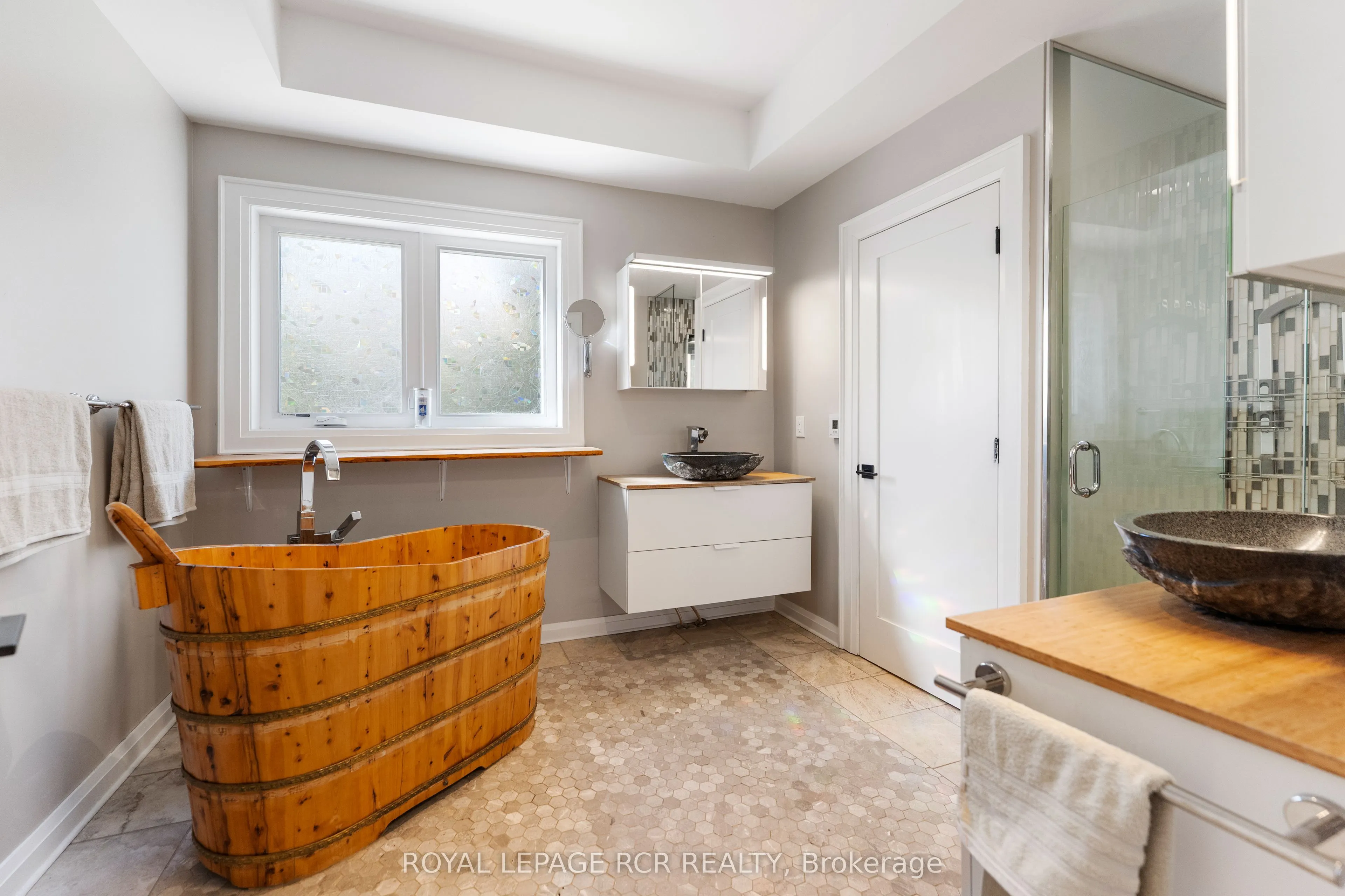 9121 Erin-Garafraxa Townline