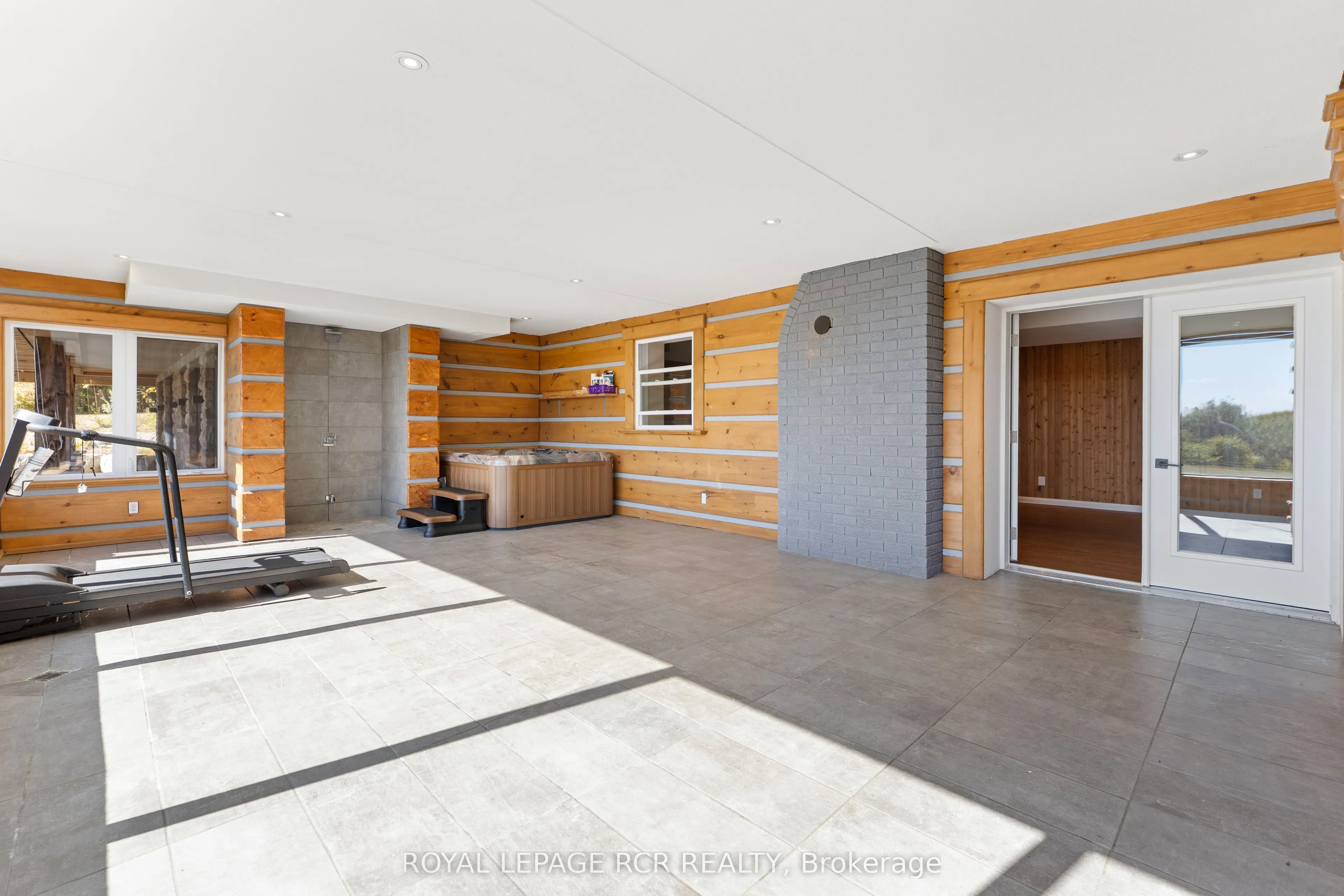 9121 Erin-Garafraxa Townline