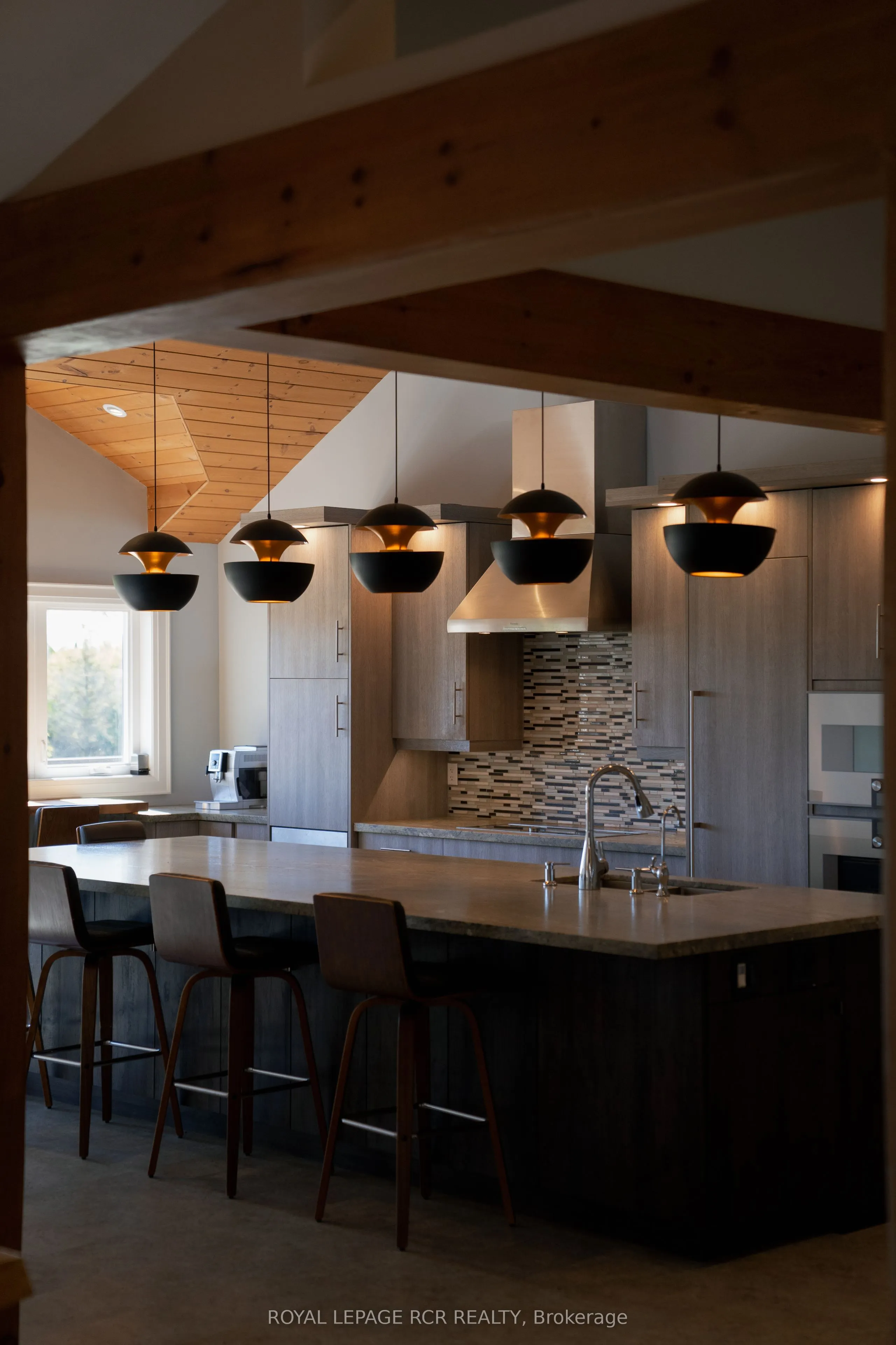 9121 Erin-Garafraxa Townline