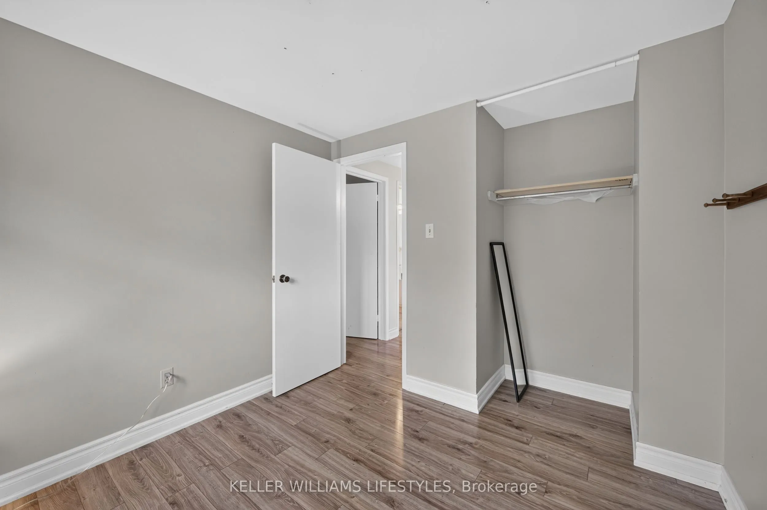 1024 Jalna Boulevard