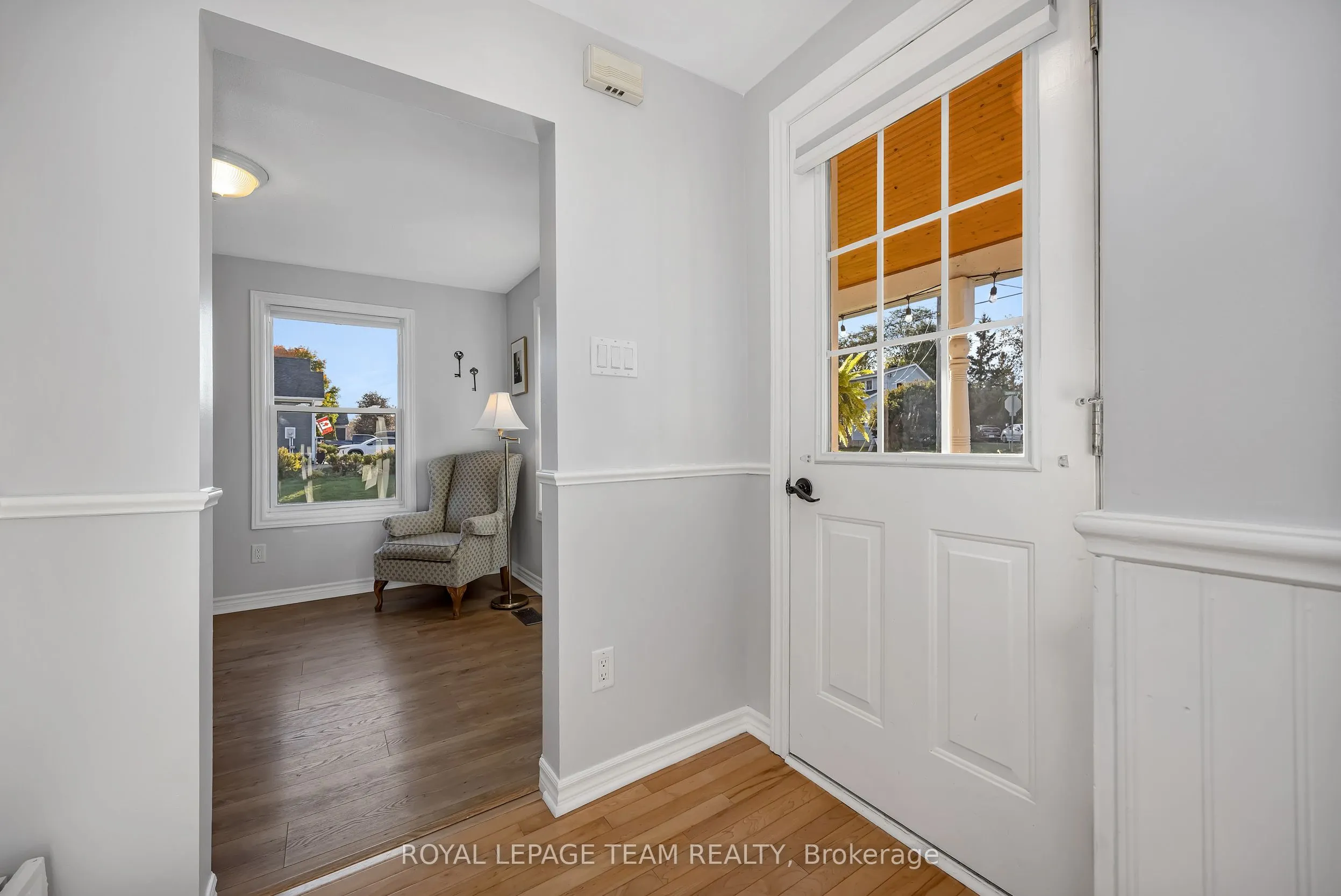 410 Clothier Street W