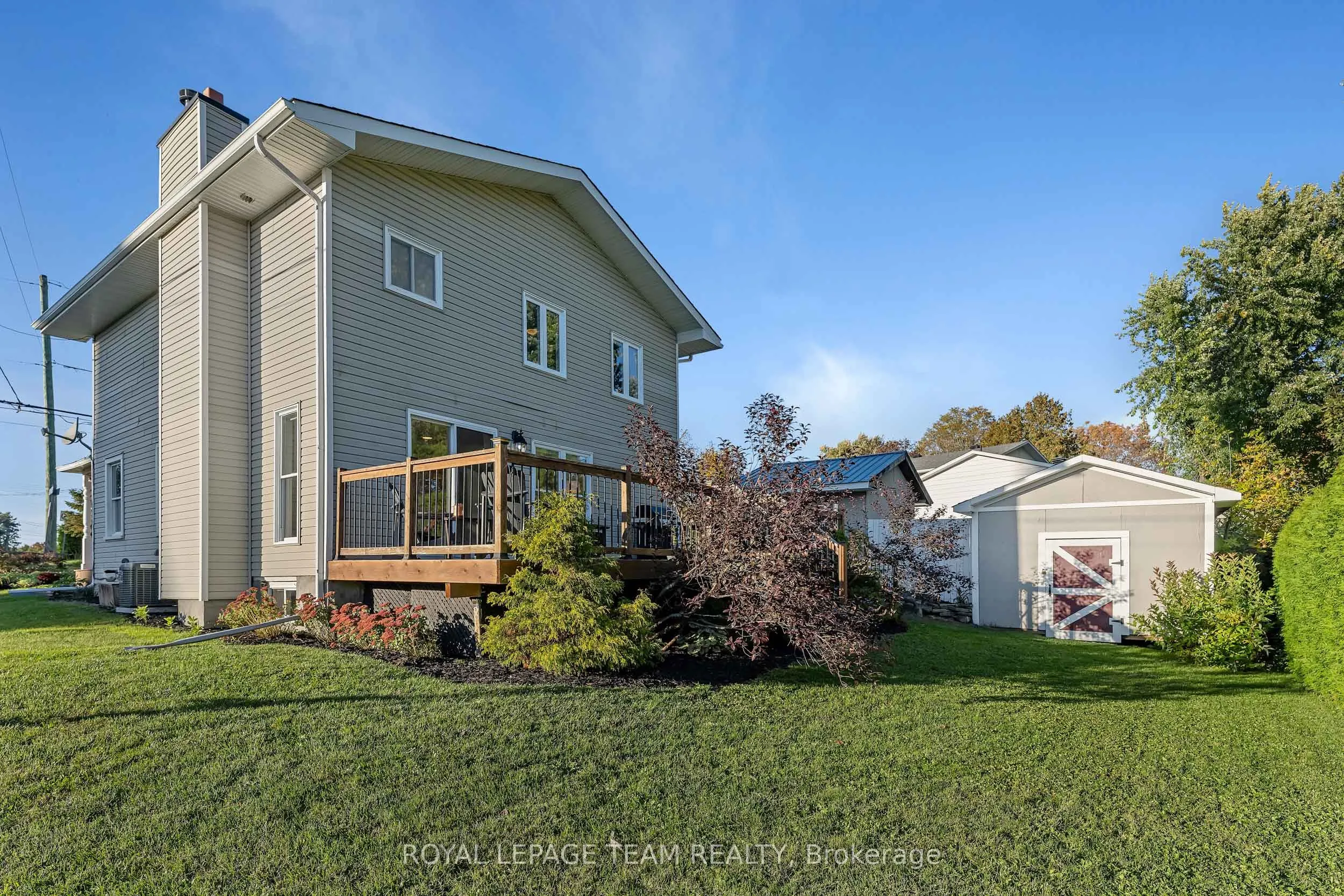 410 Clothier Street W