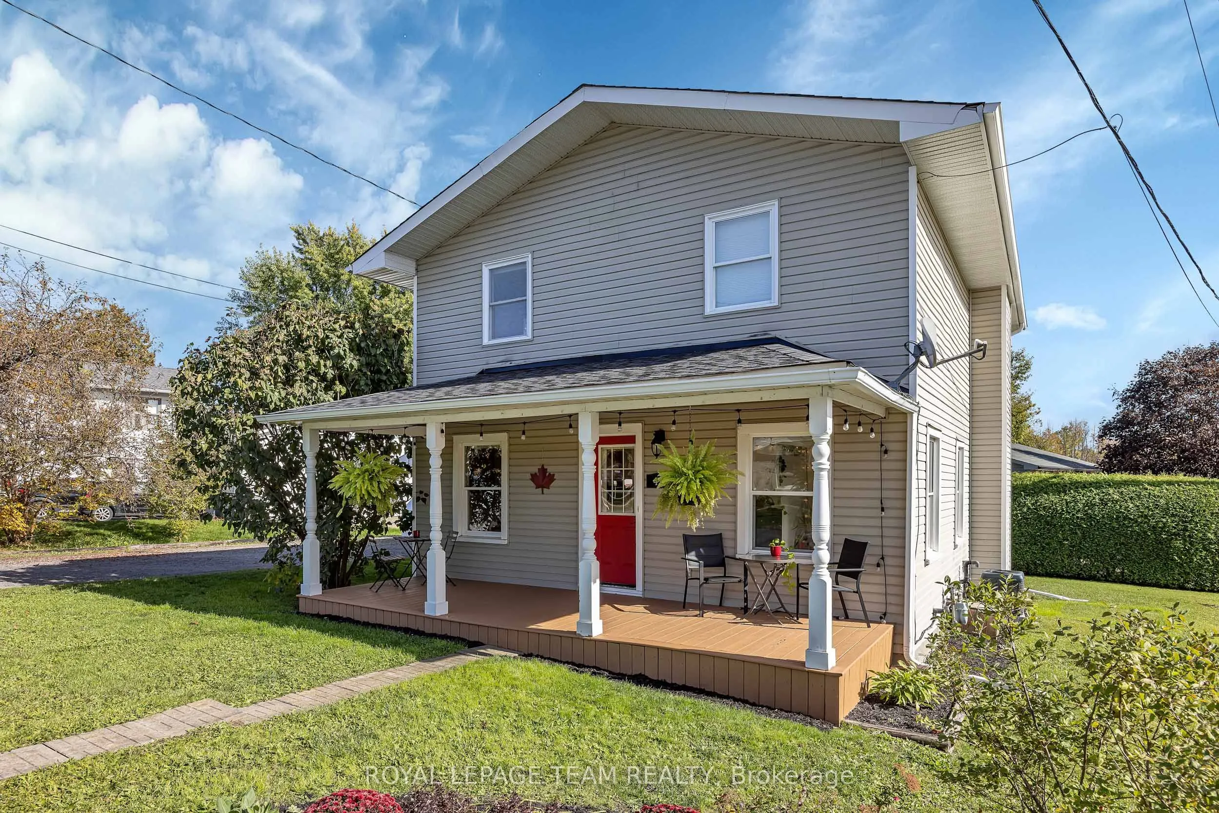 410 Clothier Street W