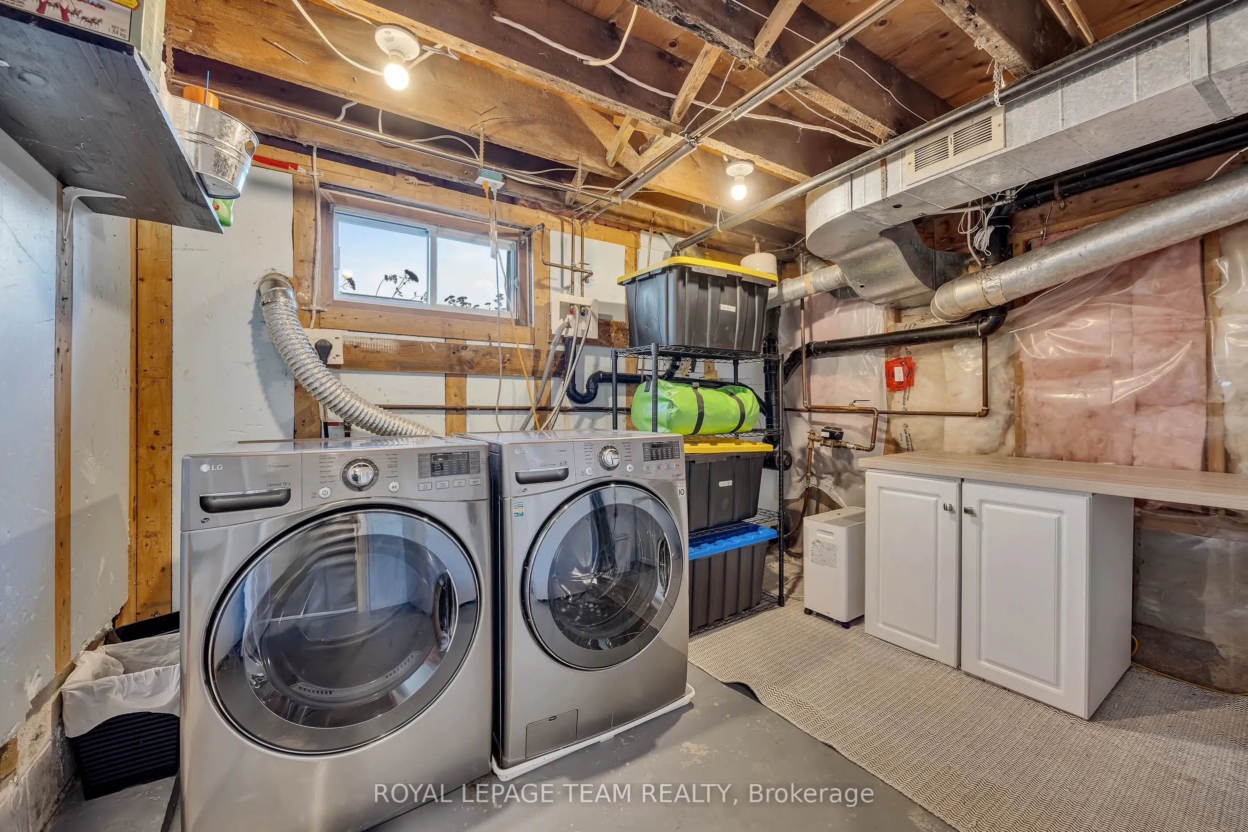 410 Clothier Street W