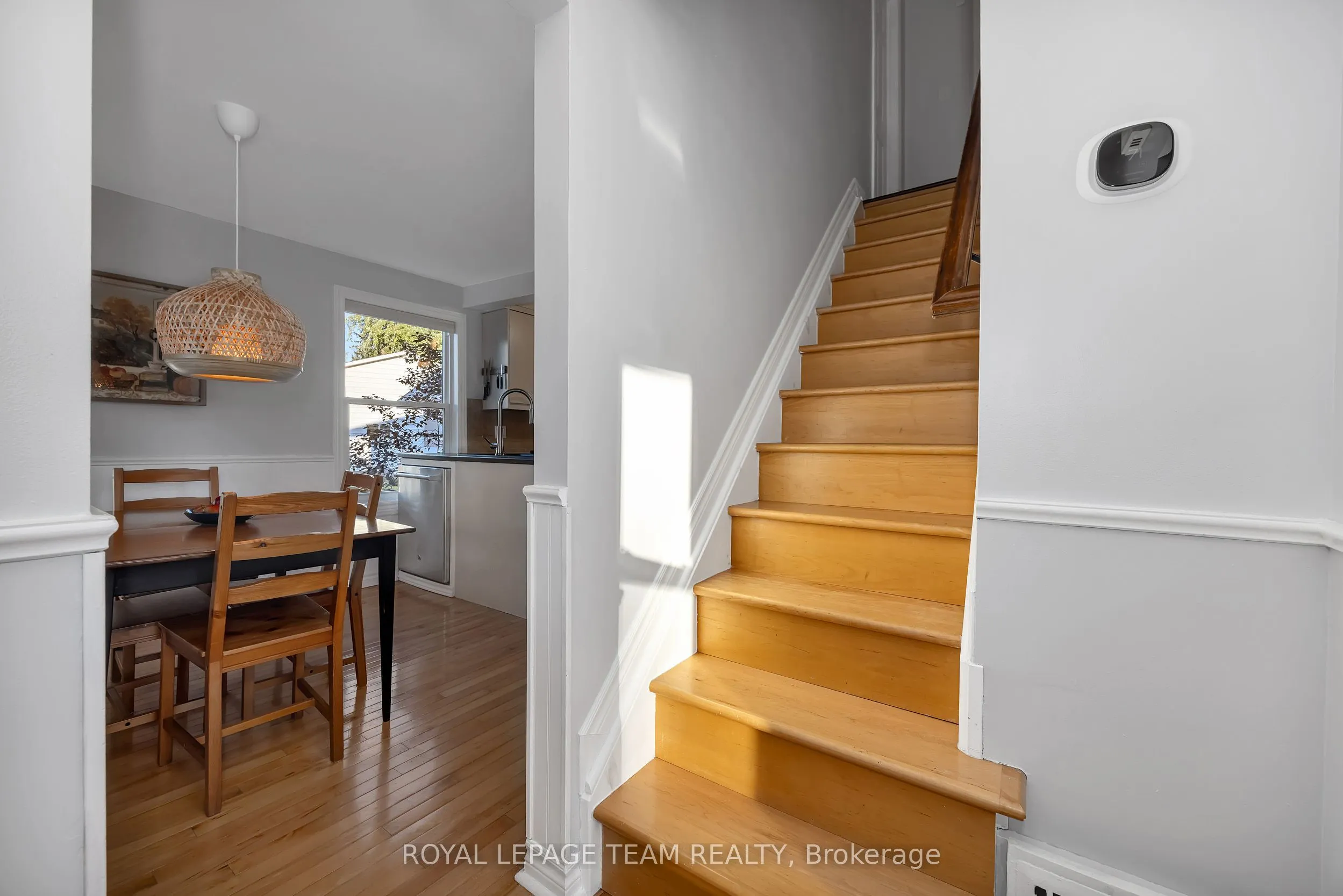 410 Clothier Street W