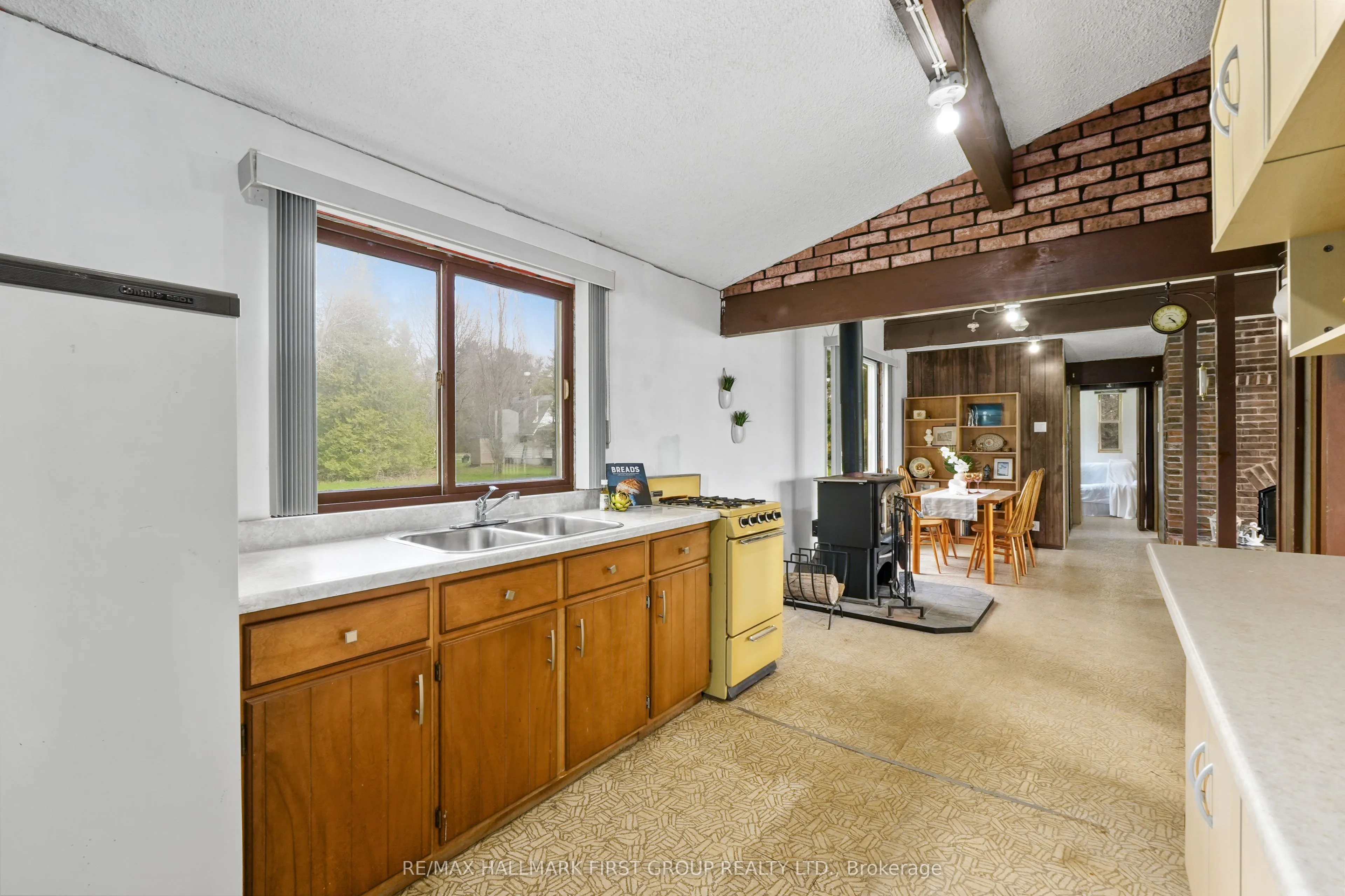 605B Orchard Grove Road
