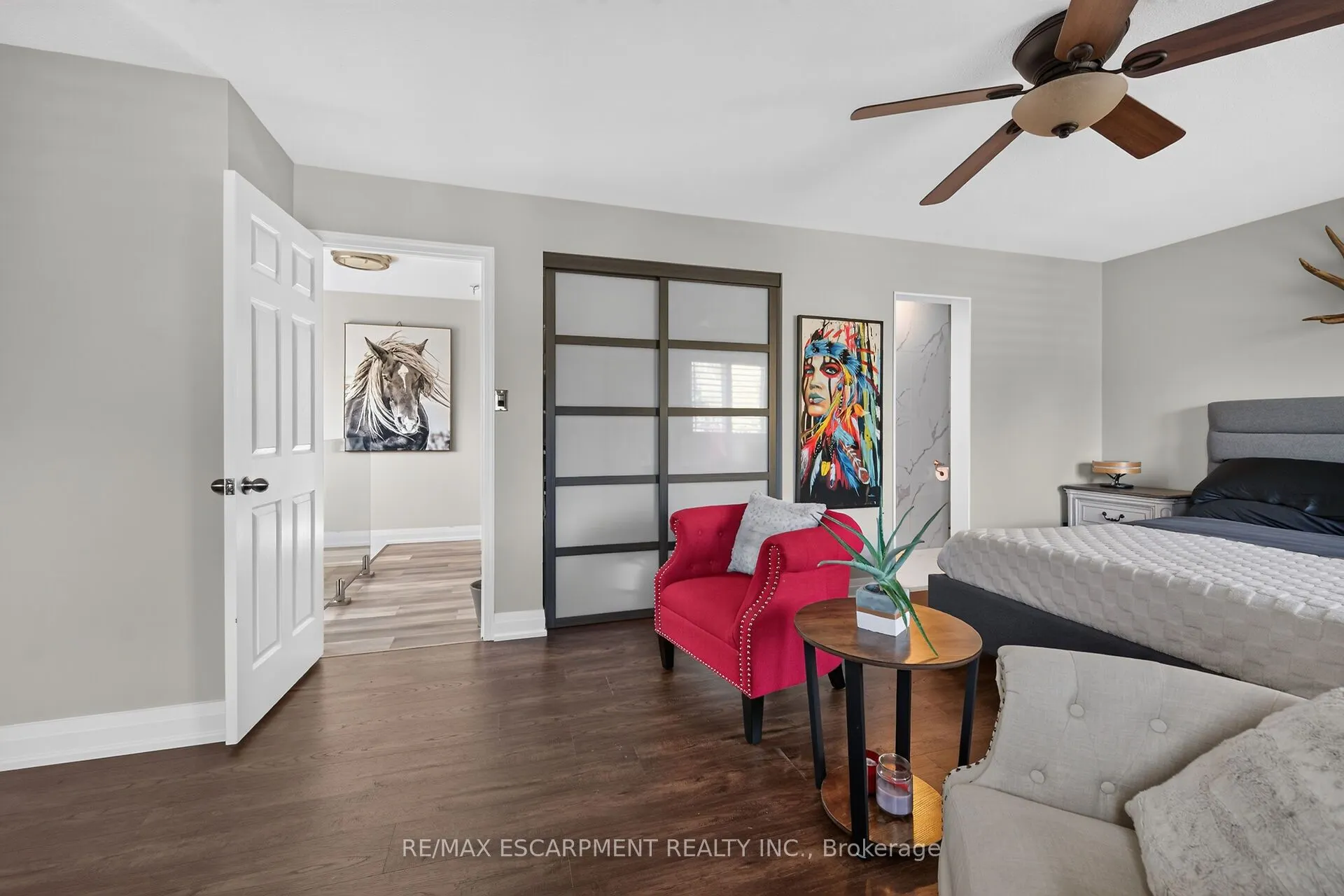4377 Beverley Crescent