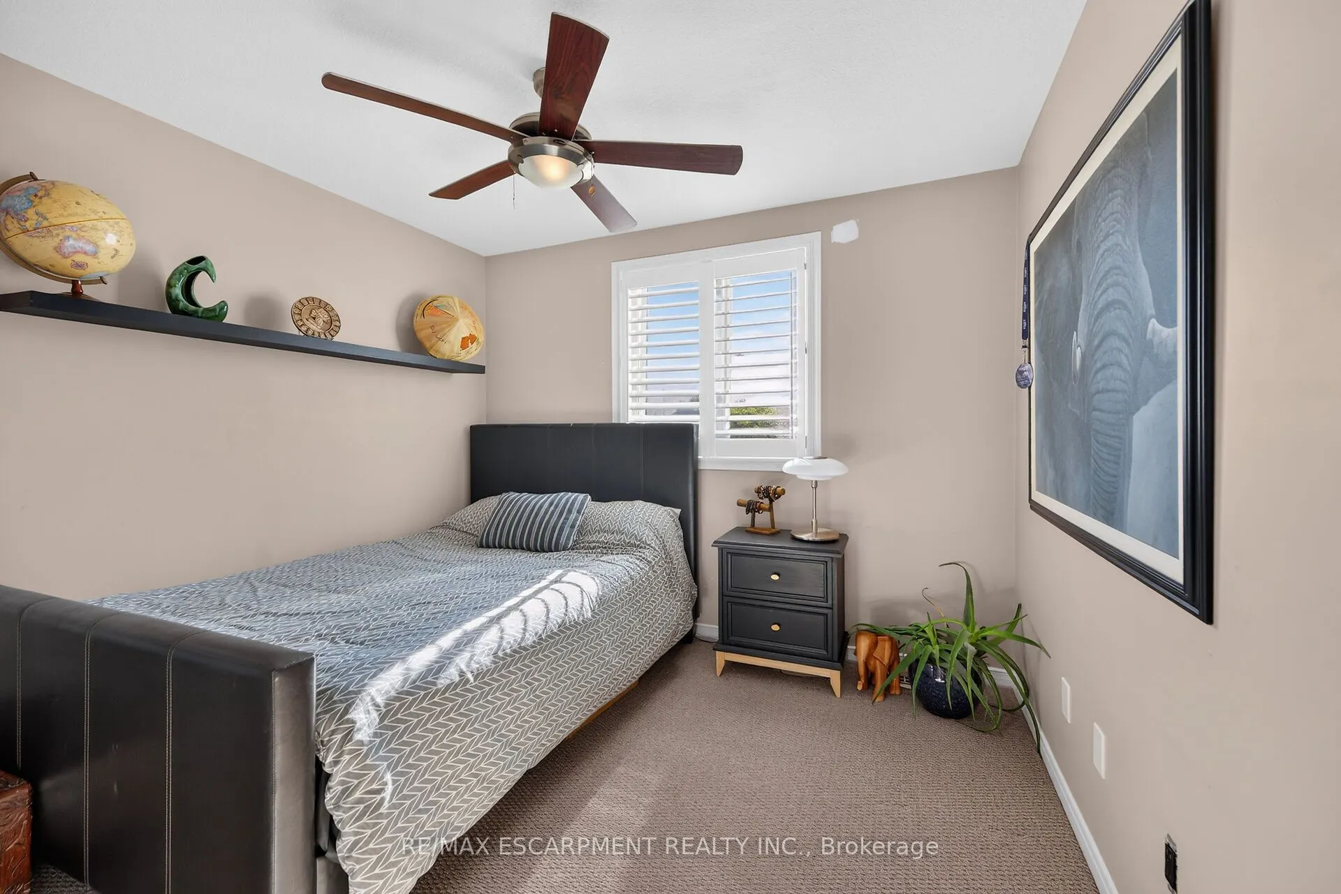 4377 Beverley Crescent
