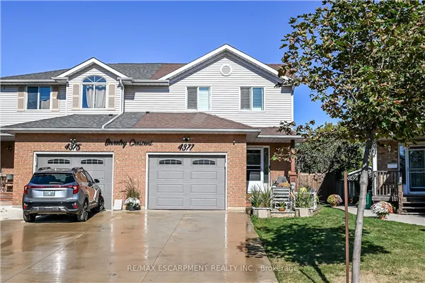 4377 Beverley Crescent