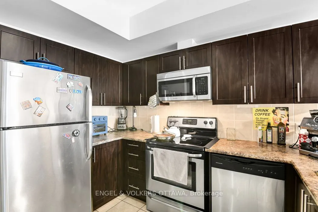 234 Rideau Street #902
