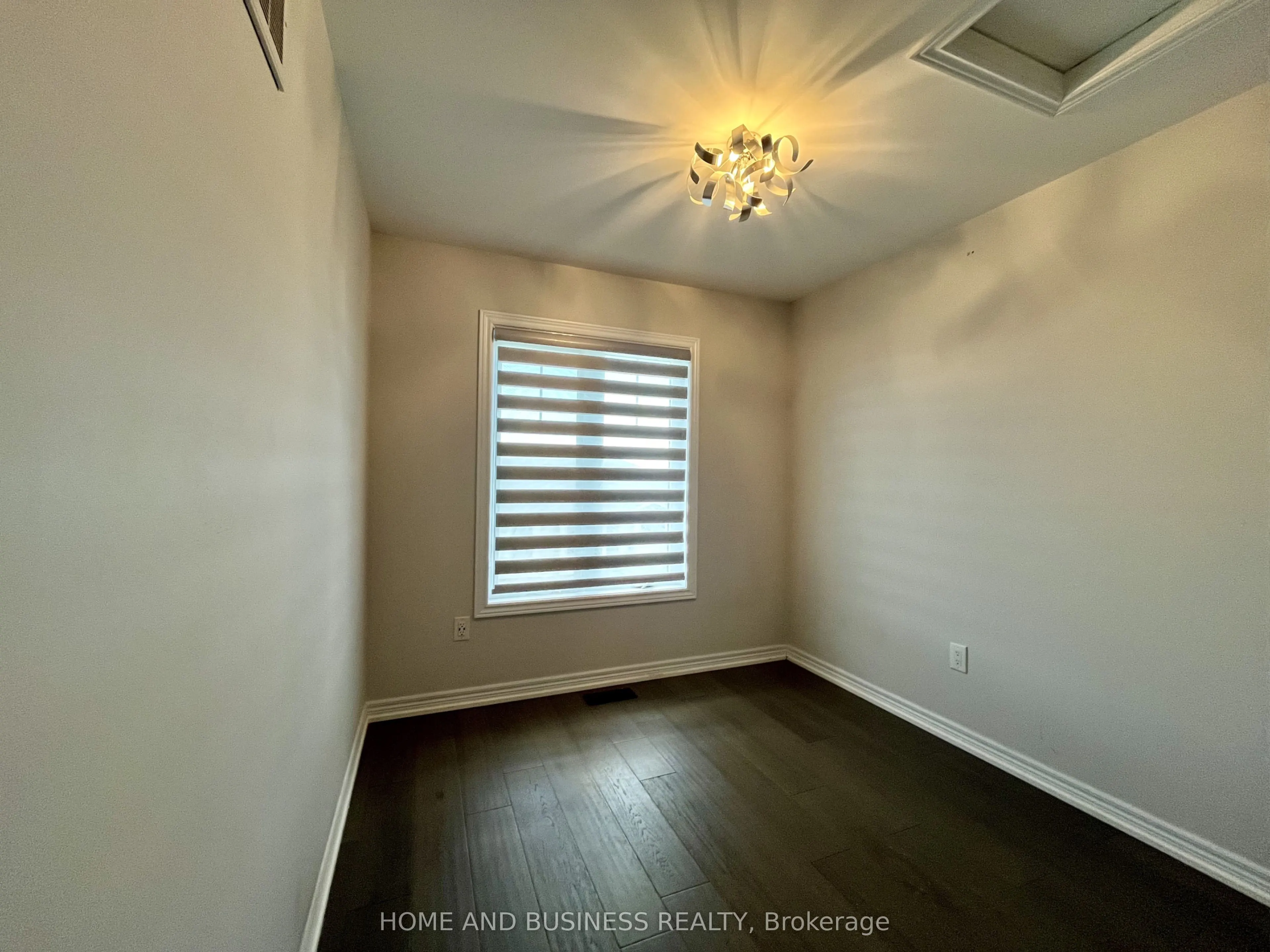 27 Walters Lane