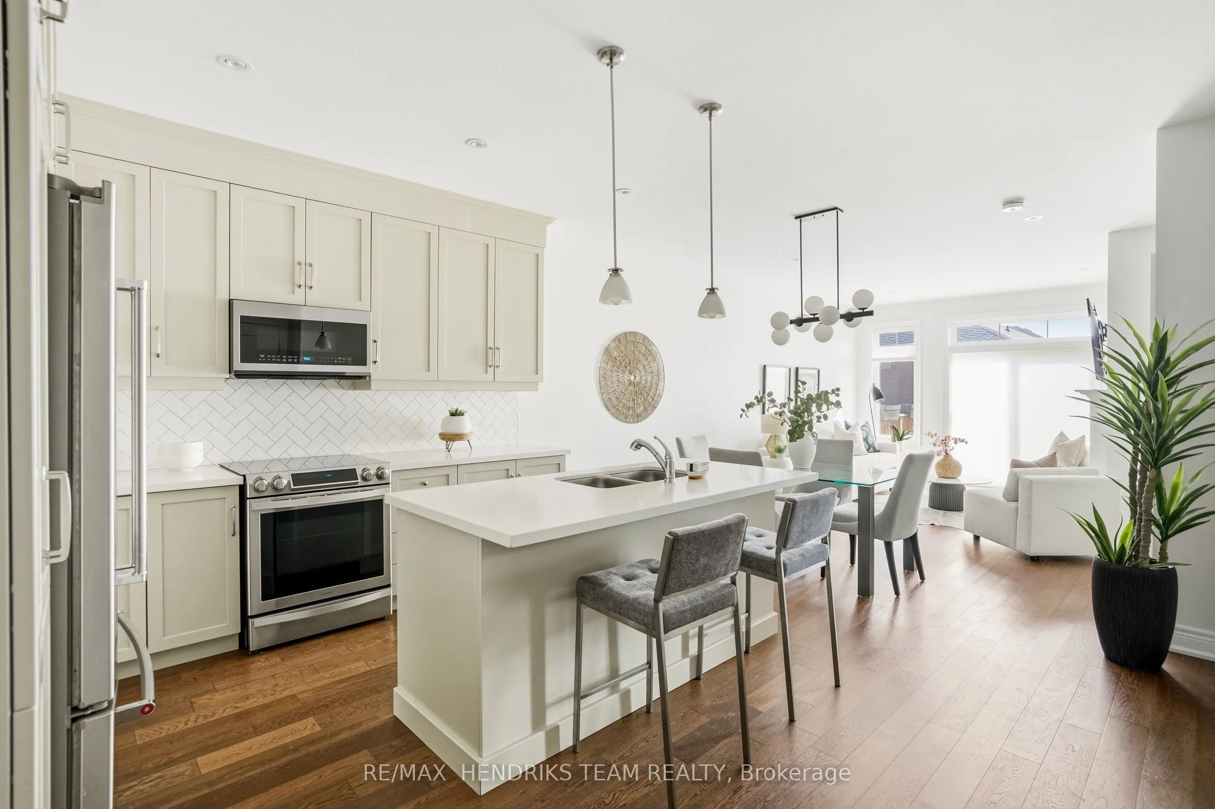 13 Turbinia Court #72