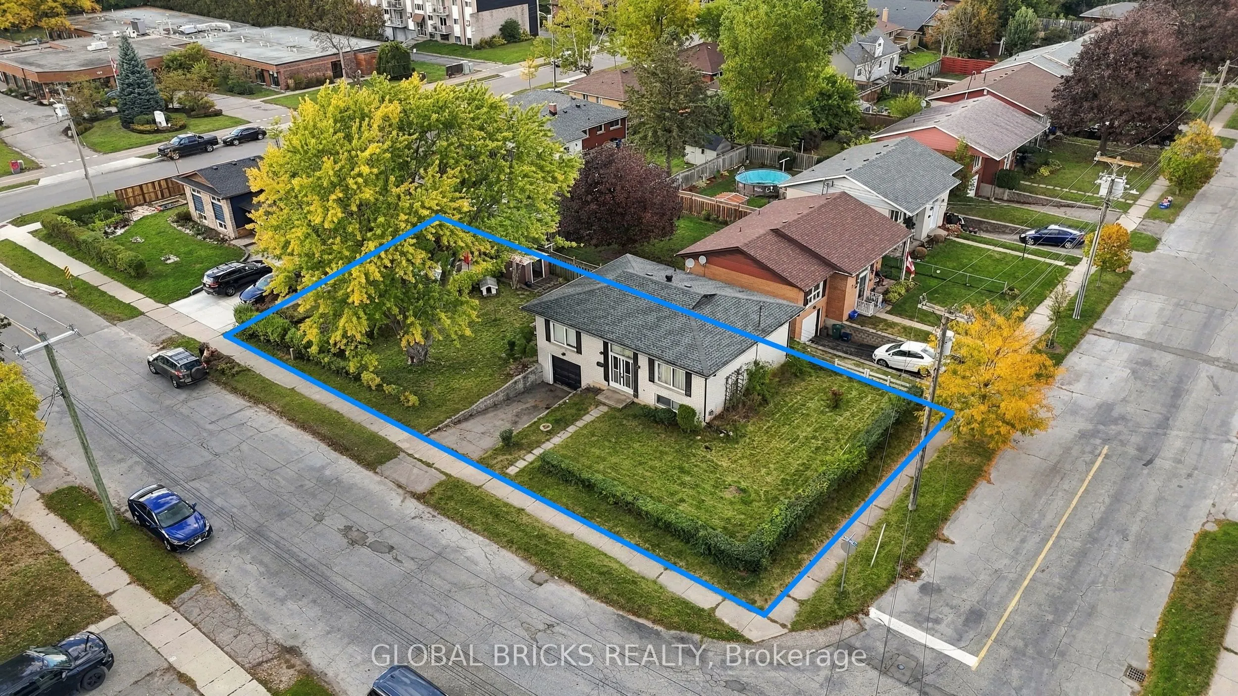 18 Falesy Avenue