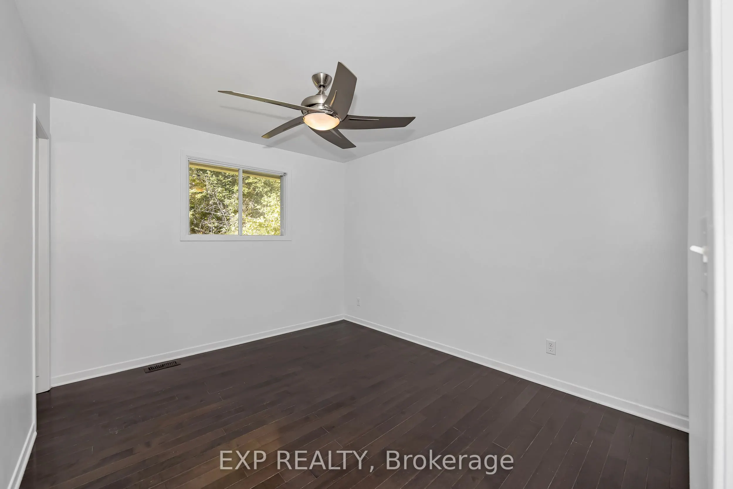 557 Glenview Road