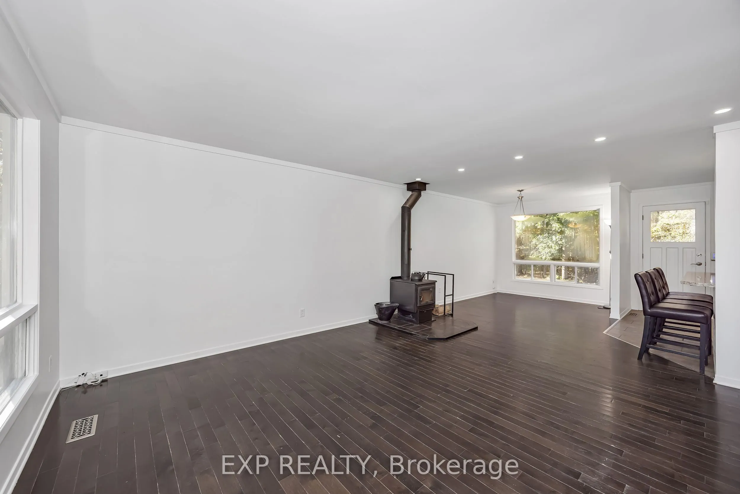 557 Glenview Road