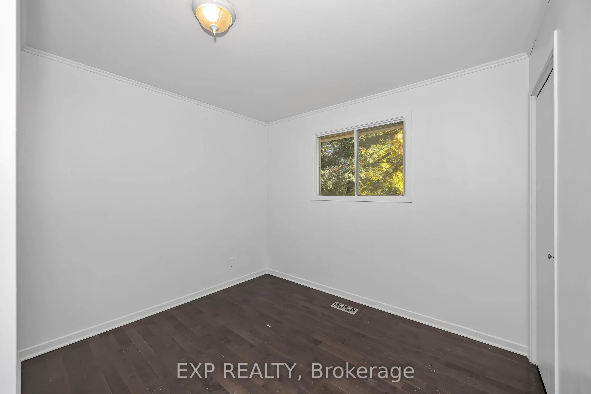 557 Glenview Road
