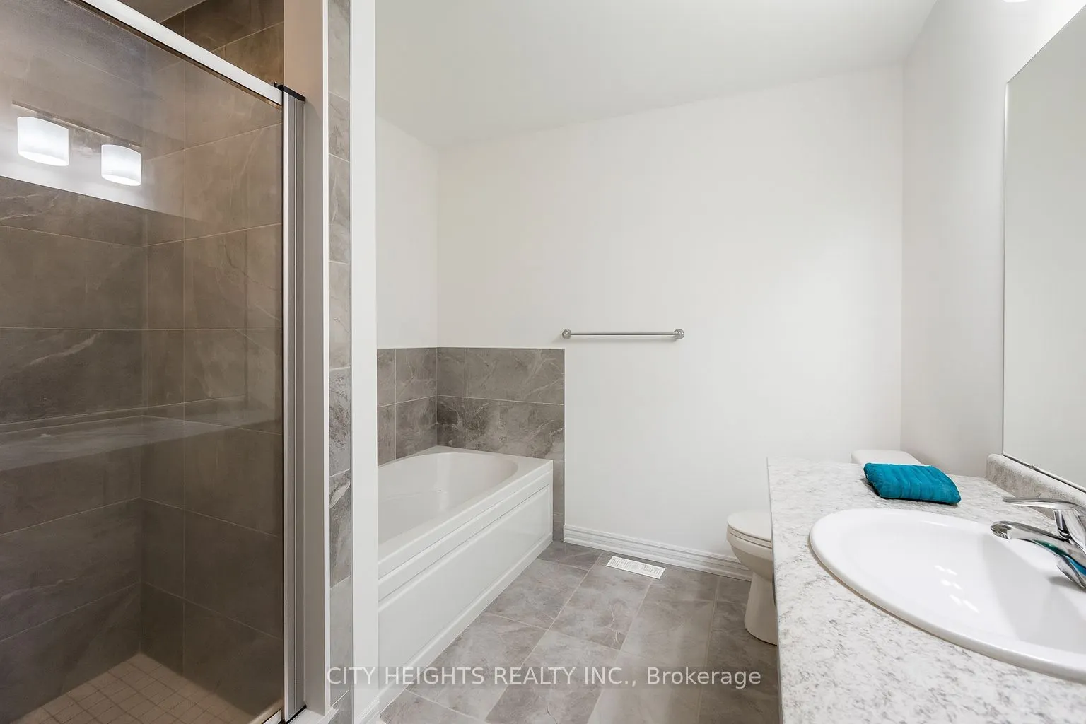 620 Colborne Street W #36