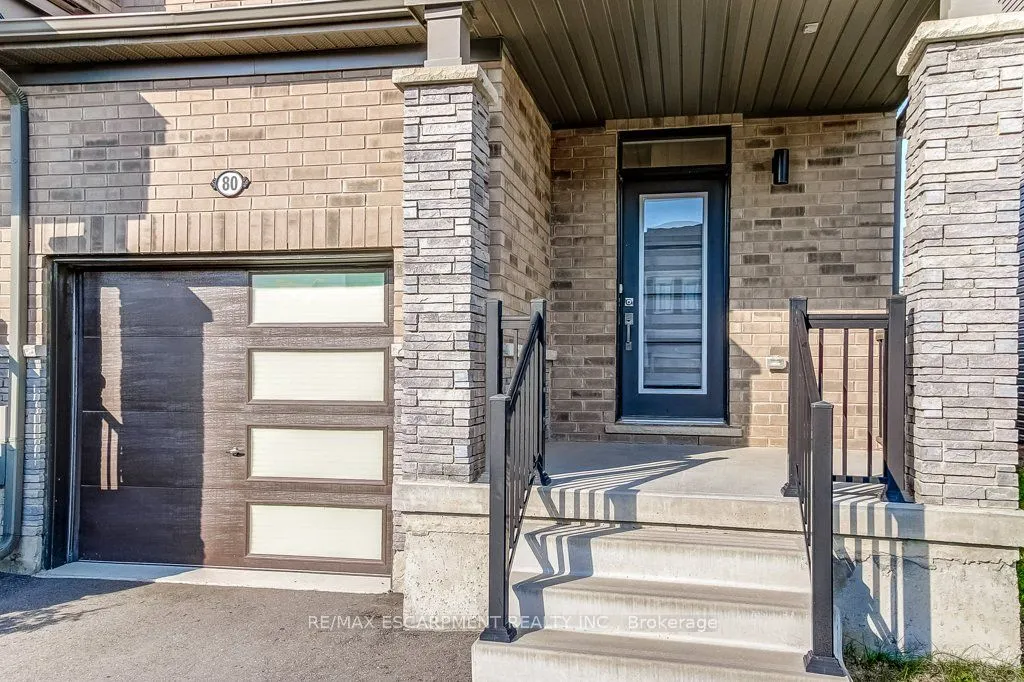 80 Oaktree Drive