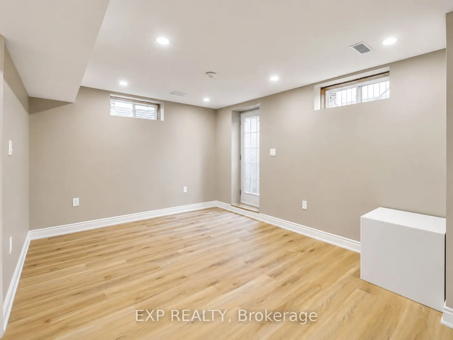 485 Avens Street #Lower