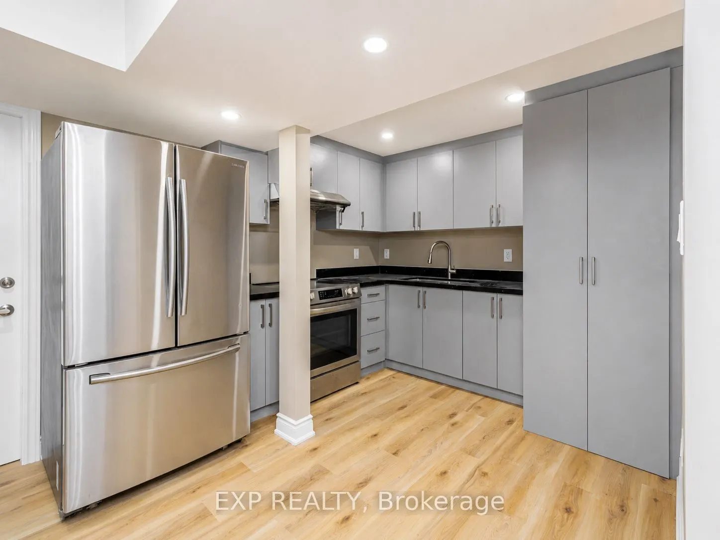 485 Avens Street #Lower
