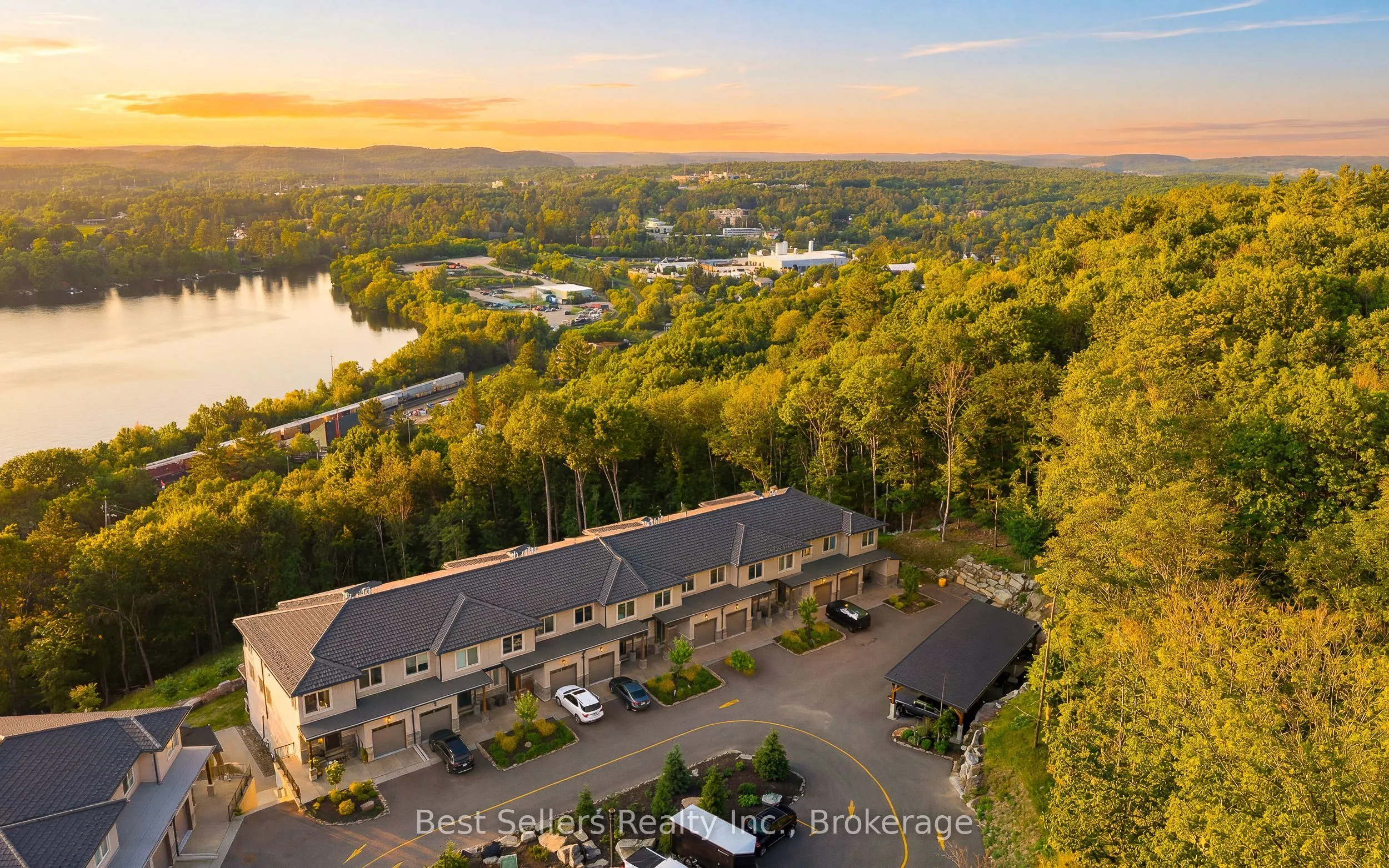 31 Horizon Lane