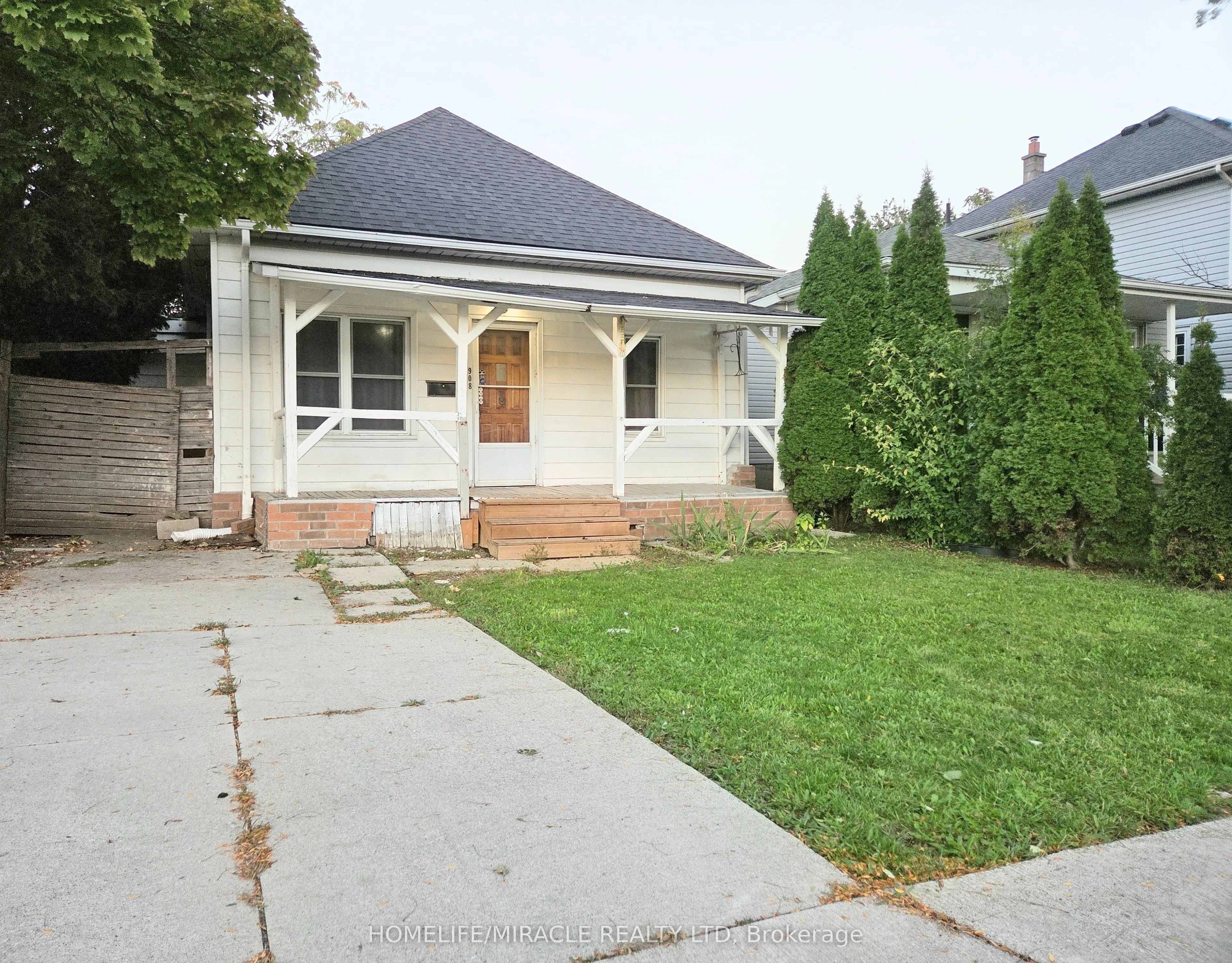 908 Windsor Avenue