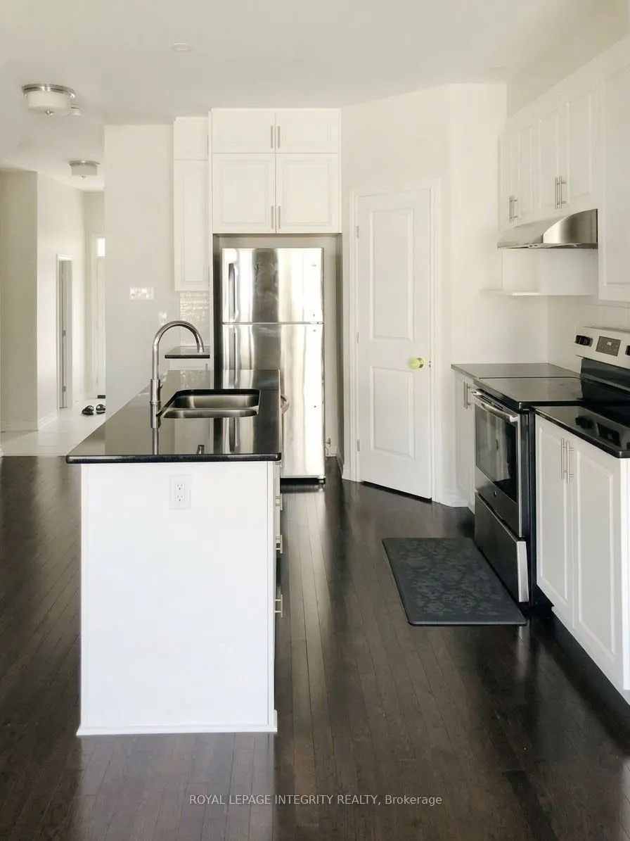 809 Indica Street