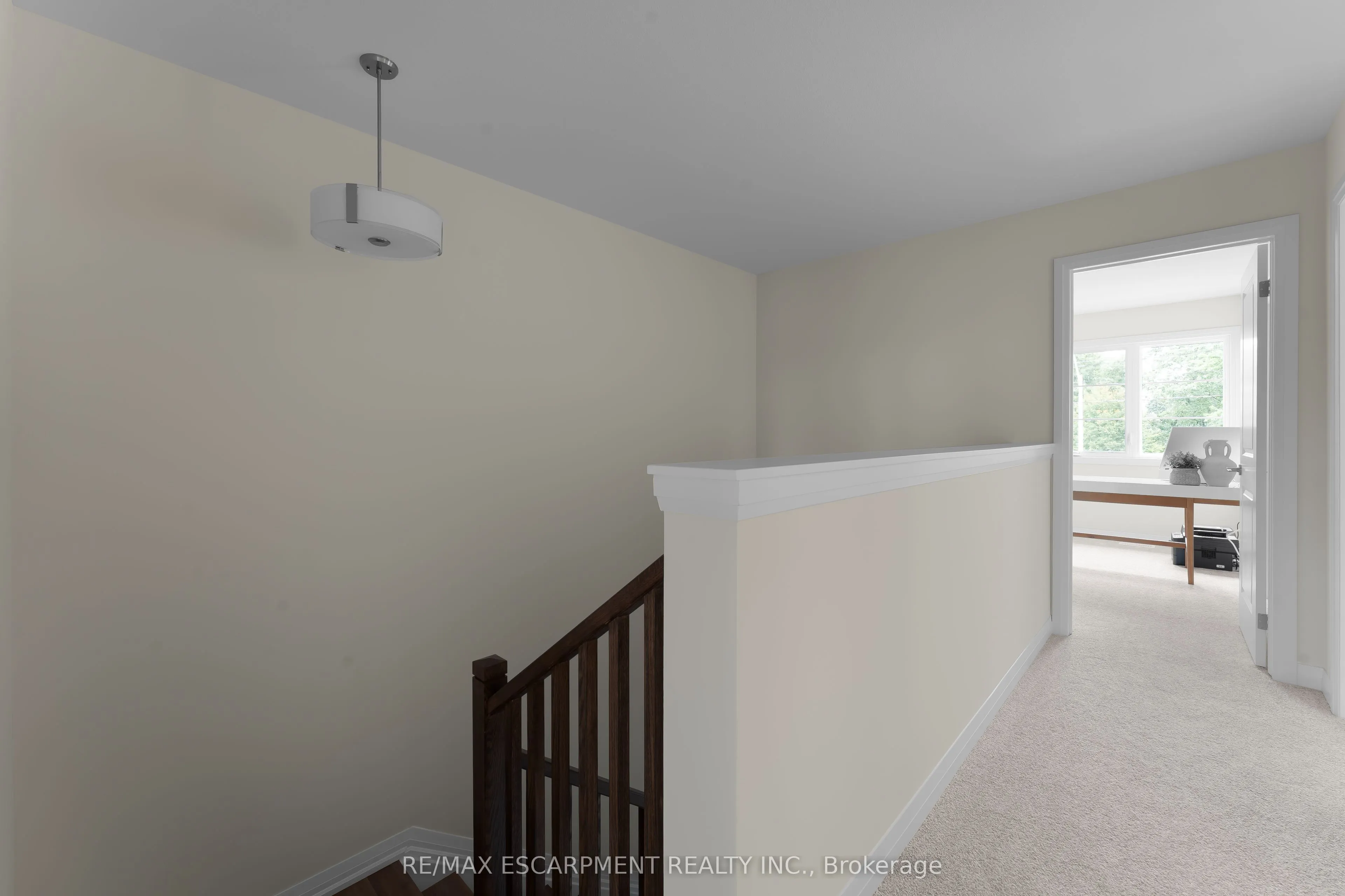 957 CLARE Avenue