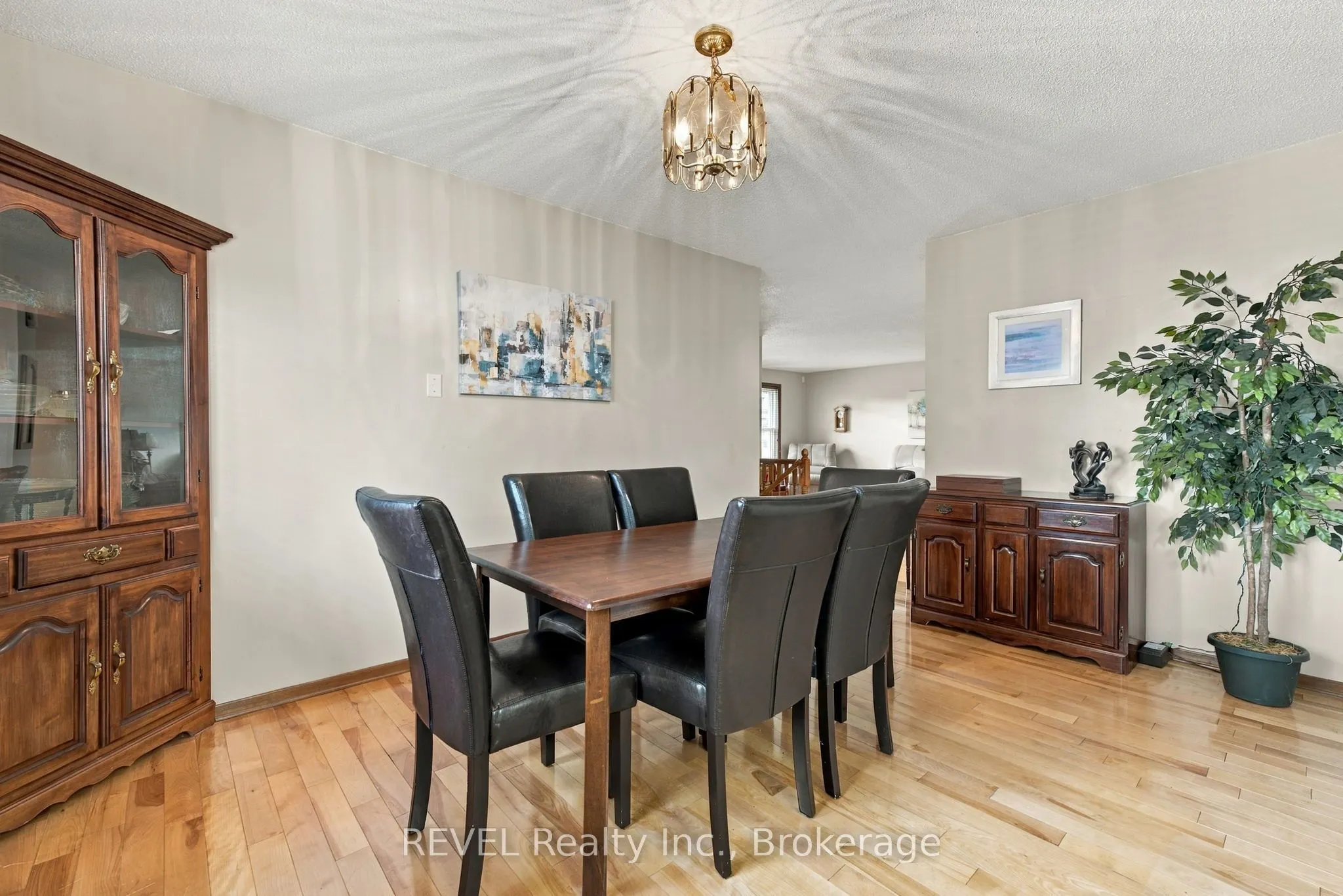 10 Michelle Drive