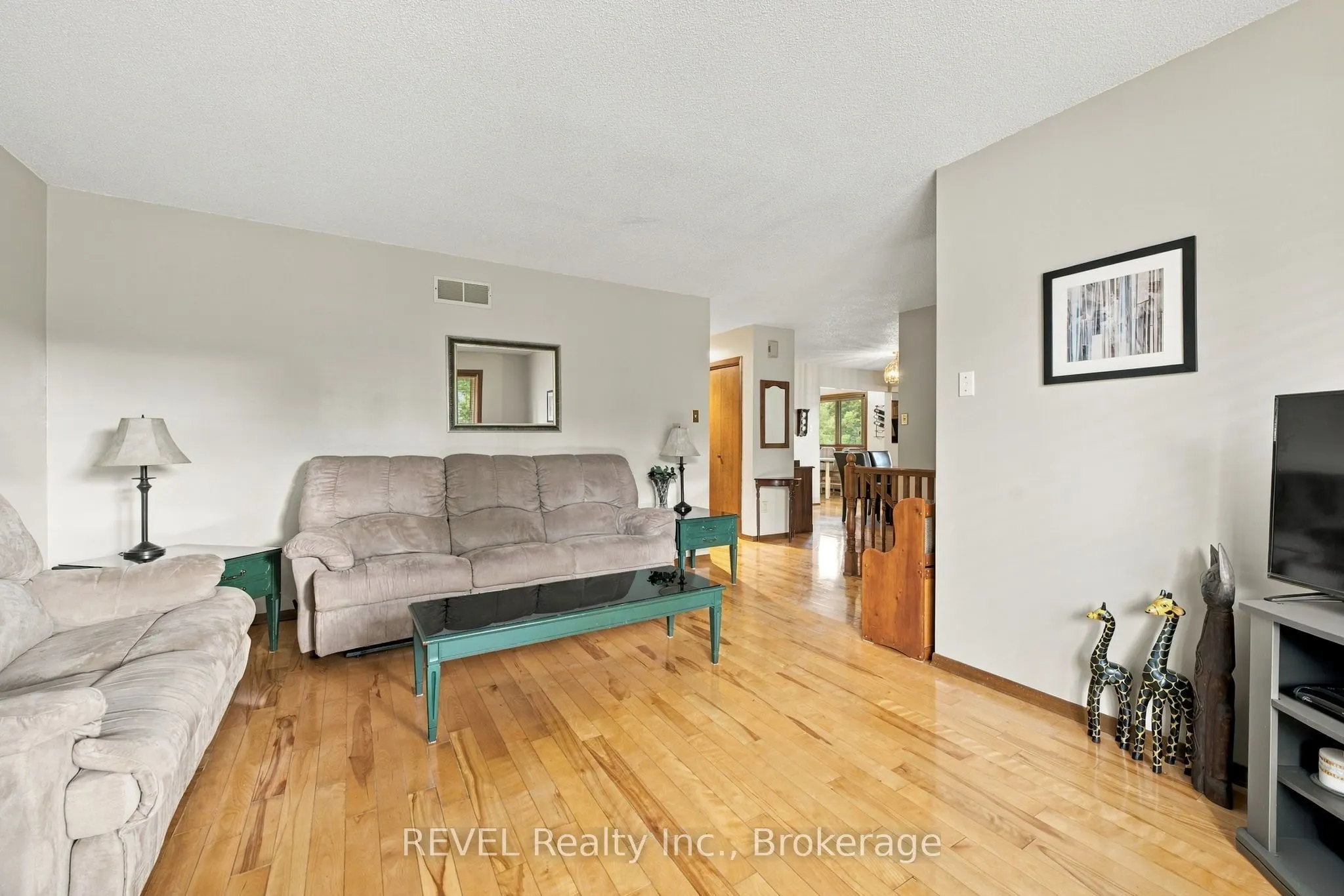 10 Michelle Drive