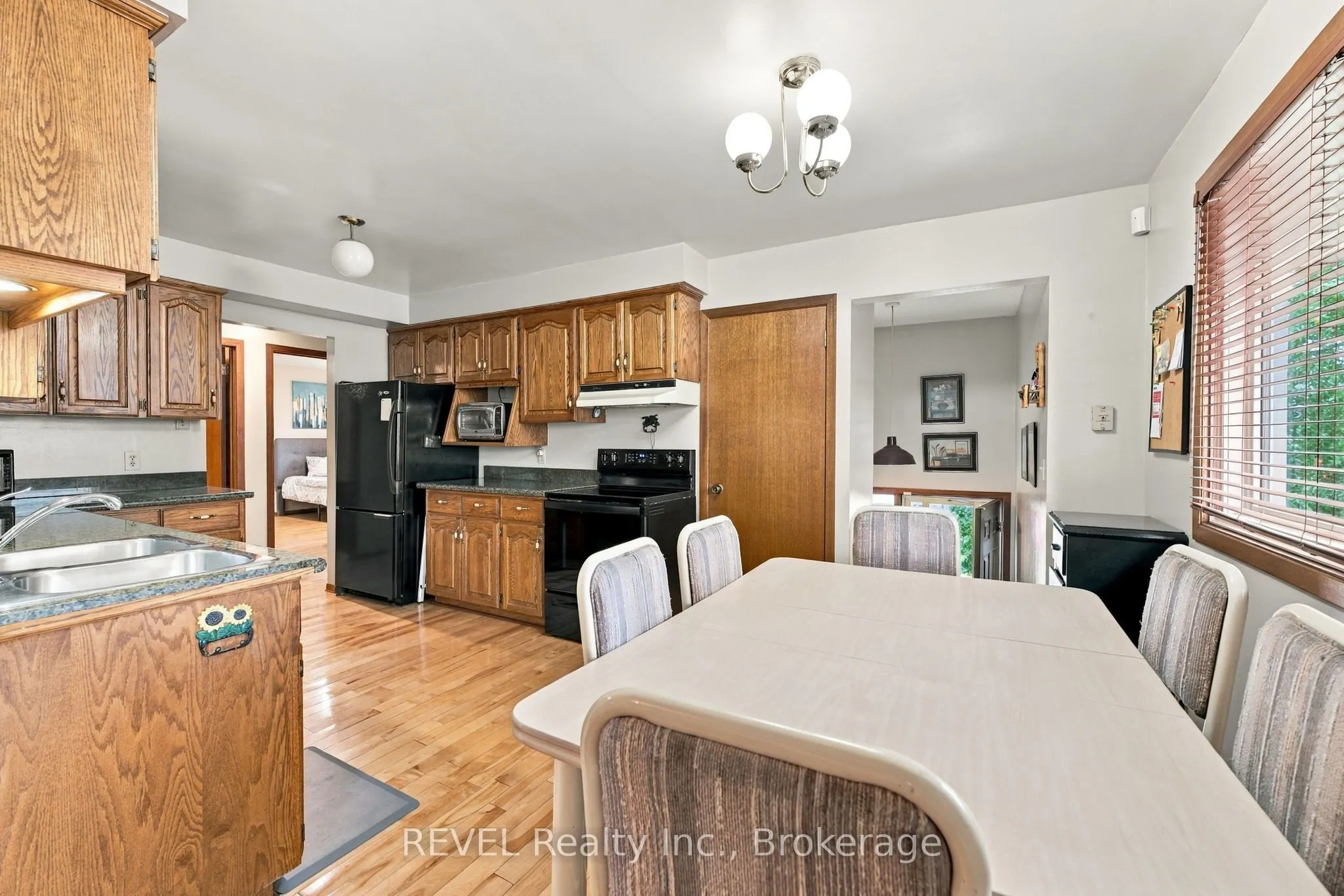 10 Michelle Drive