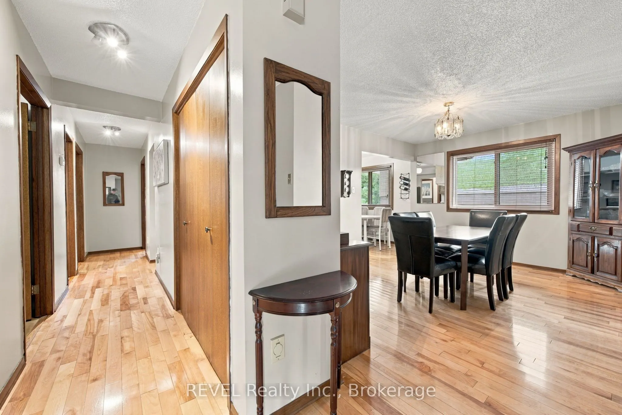 10 Michelle Drive
