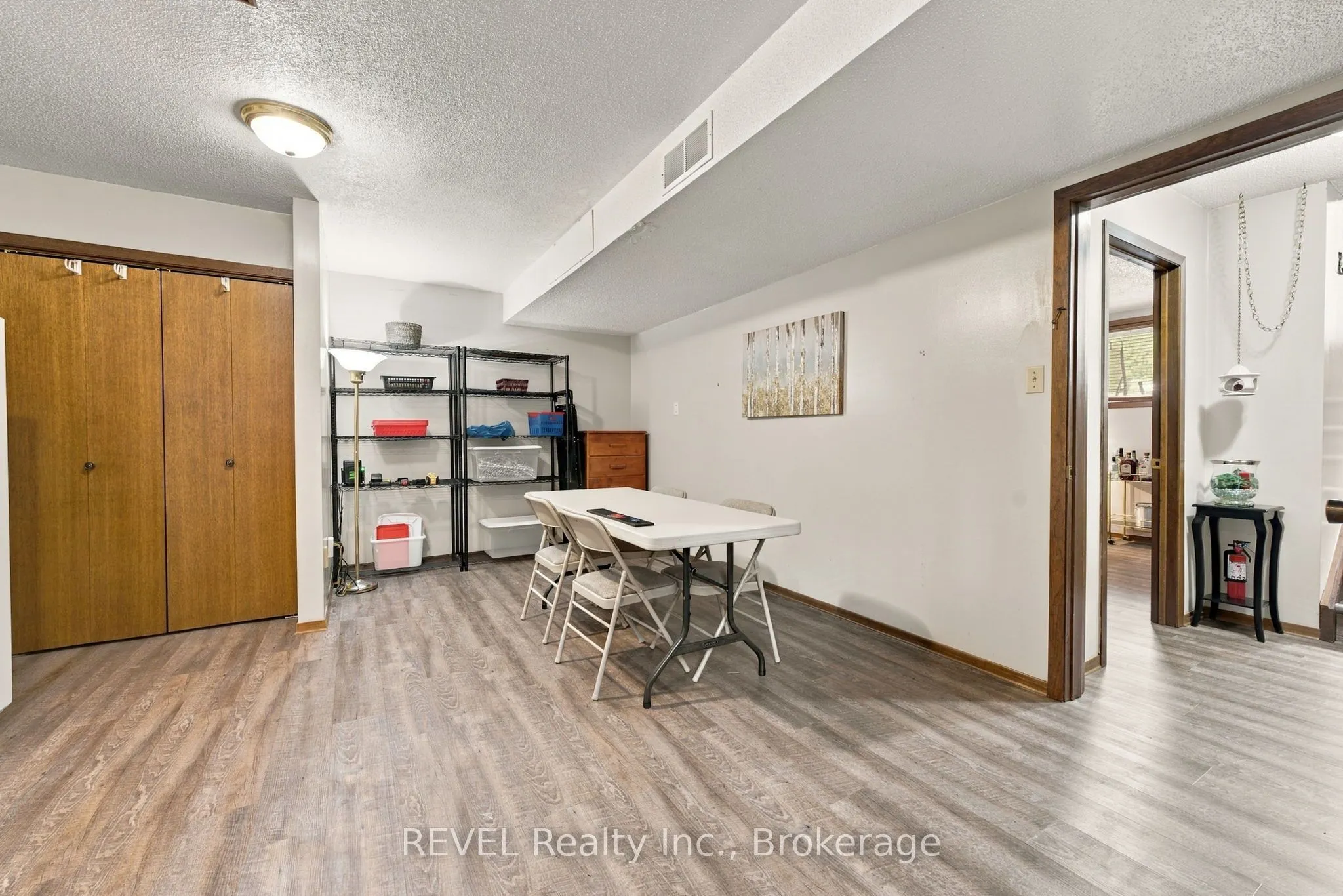 10 Michelle Drive