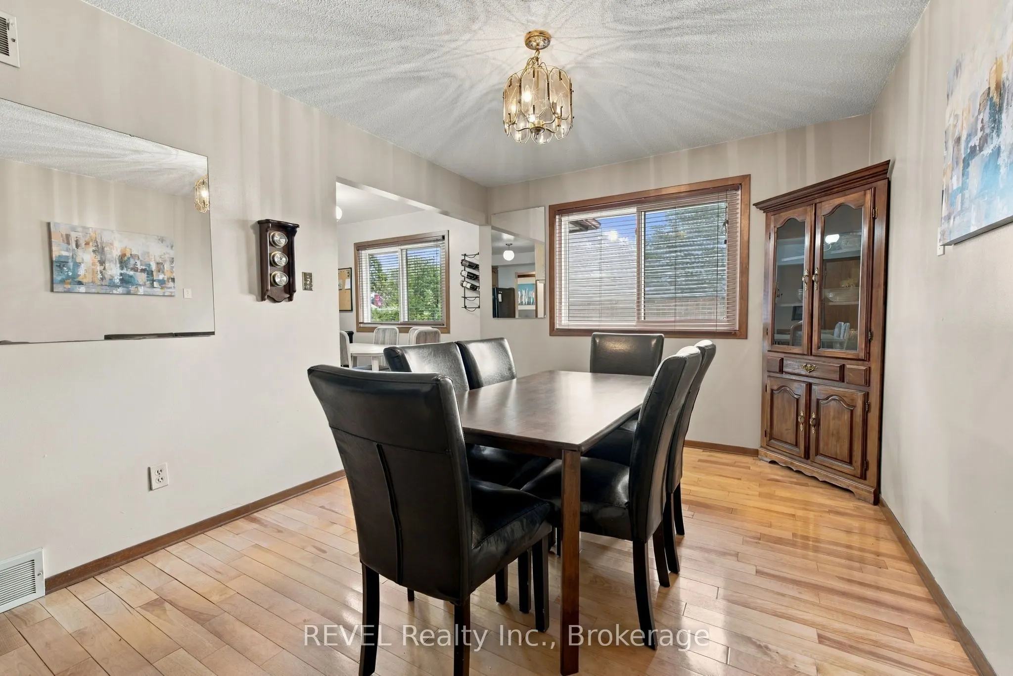 10 Michelle Drive