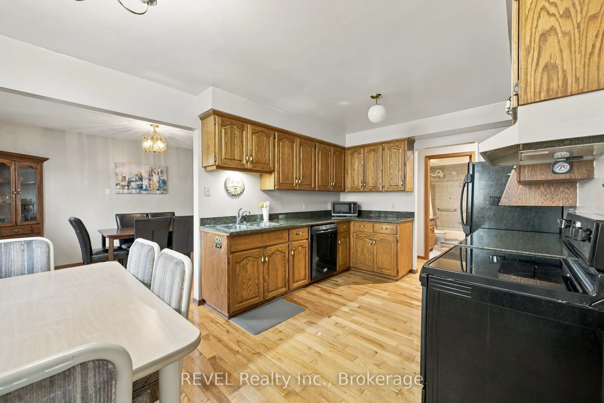 10 Michelle Drive