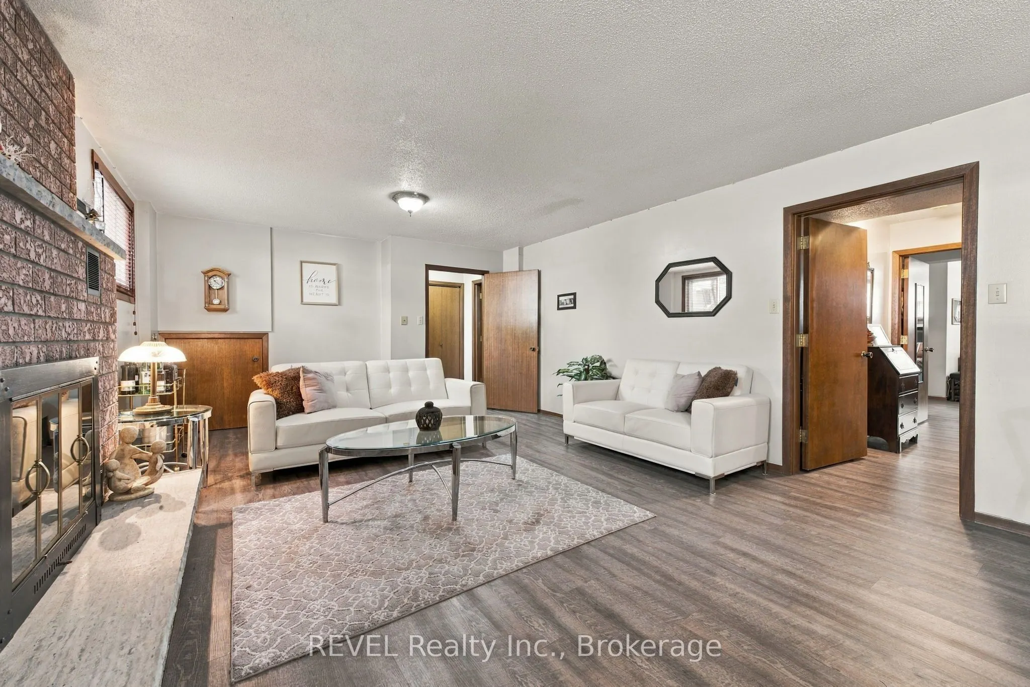 10 Michelle Drive