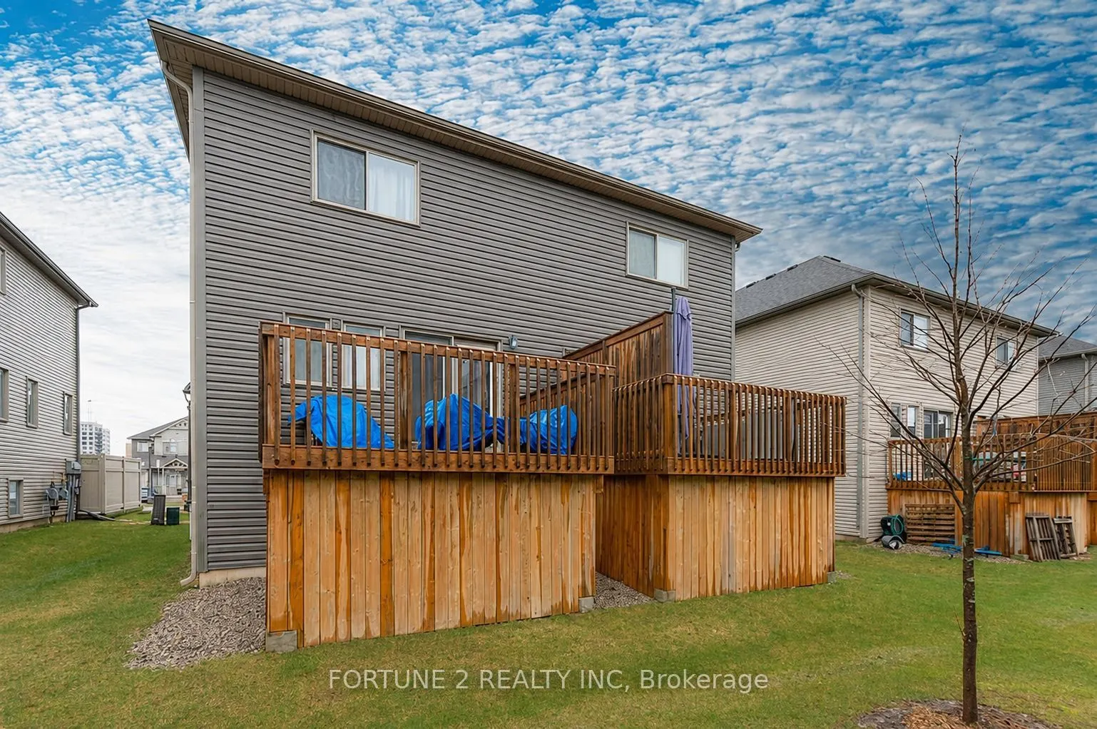 3200 Singleton Avenue #11