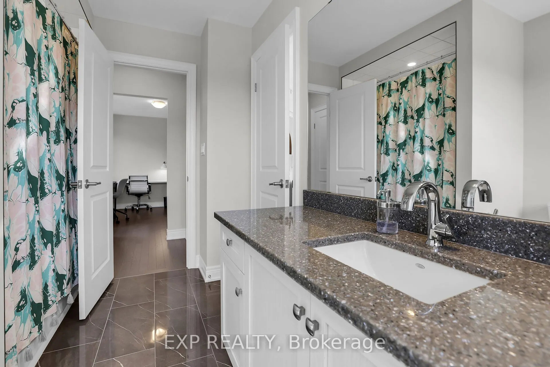 3608 Carolinia Court