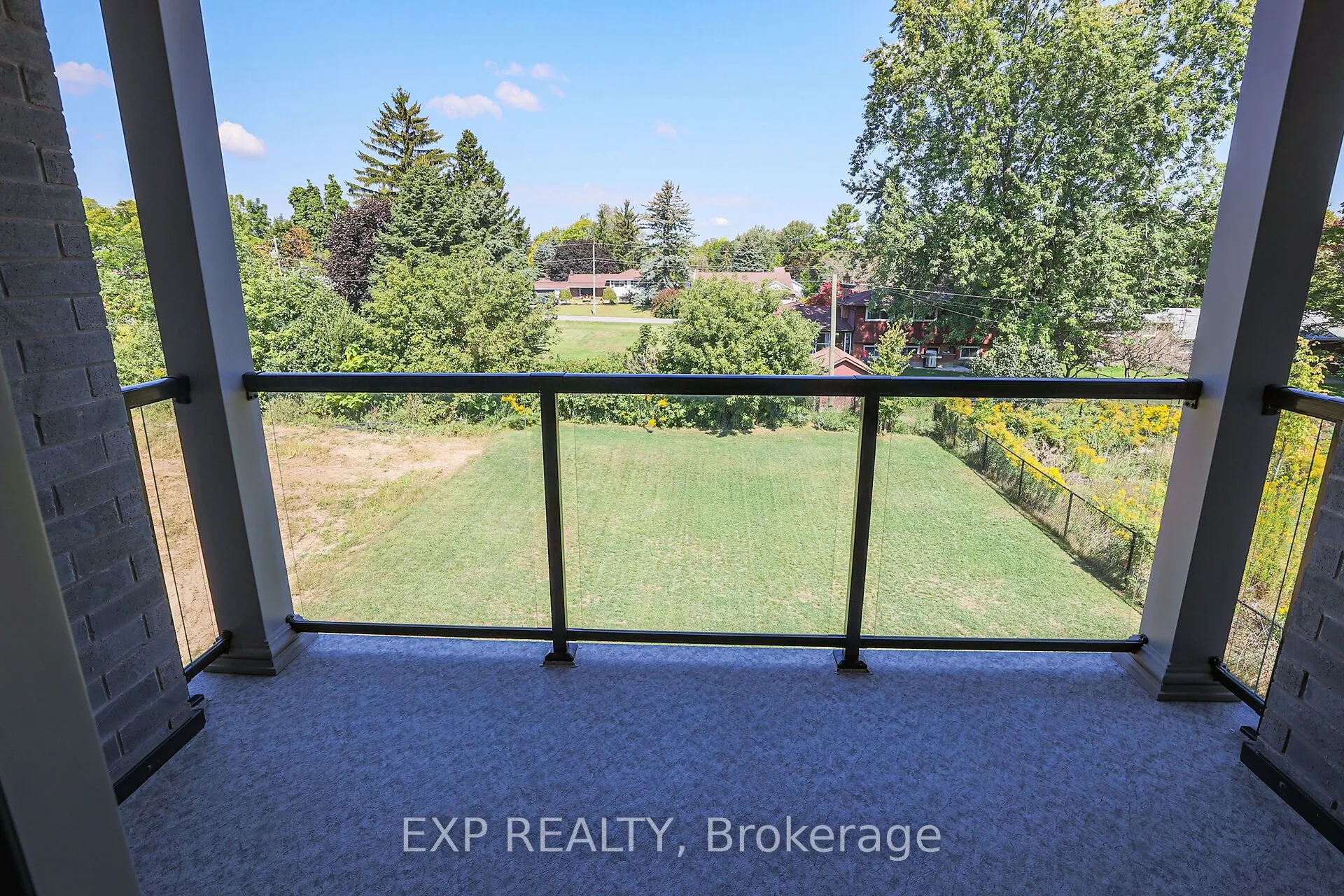 3608 Carolinia Court